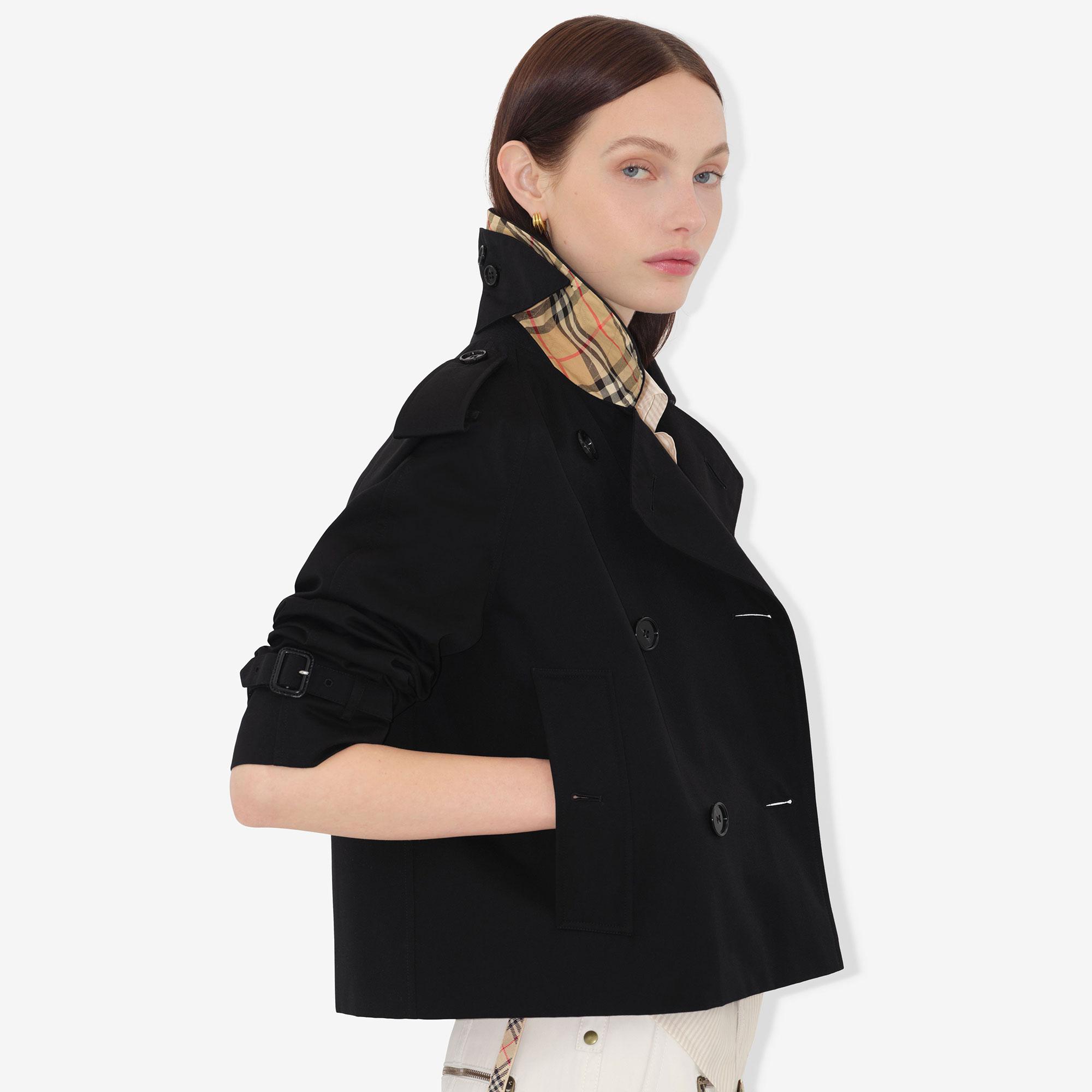 Burberry Cropped Gabardine Trench Kadın Siyah Ceket