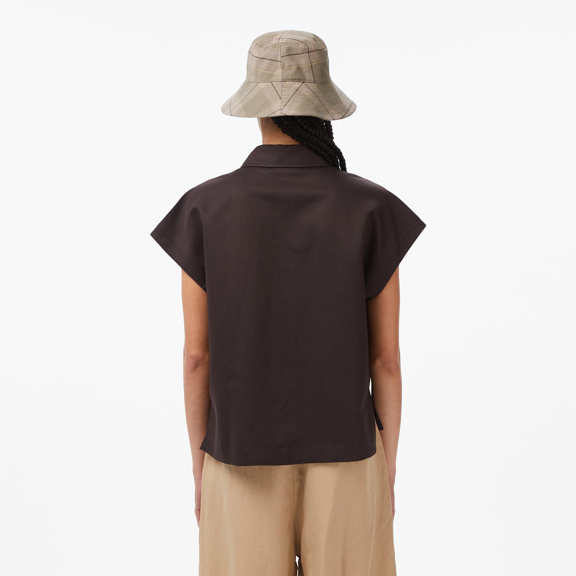 Lacoste Kadın Regular Fit Kısa Kollu Düğmeli Yaka Kahverengi Gömlek