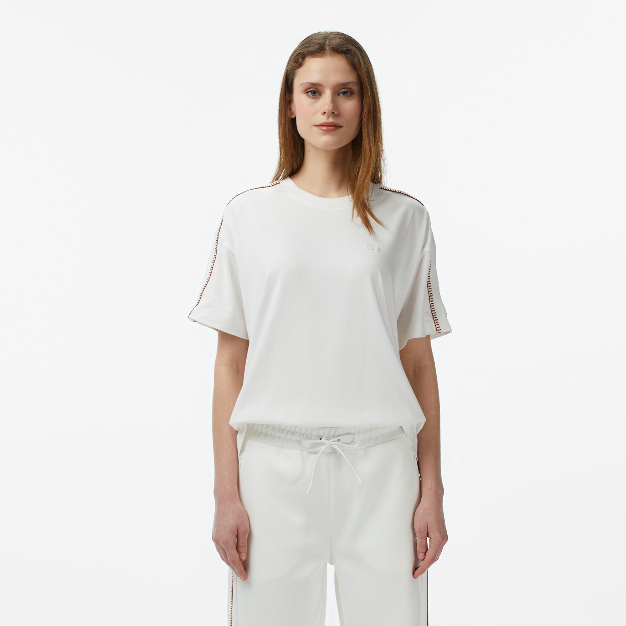 Lacoste Kadın Loose Fit Bisiklet Yaka Krem T-Shirt