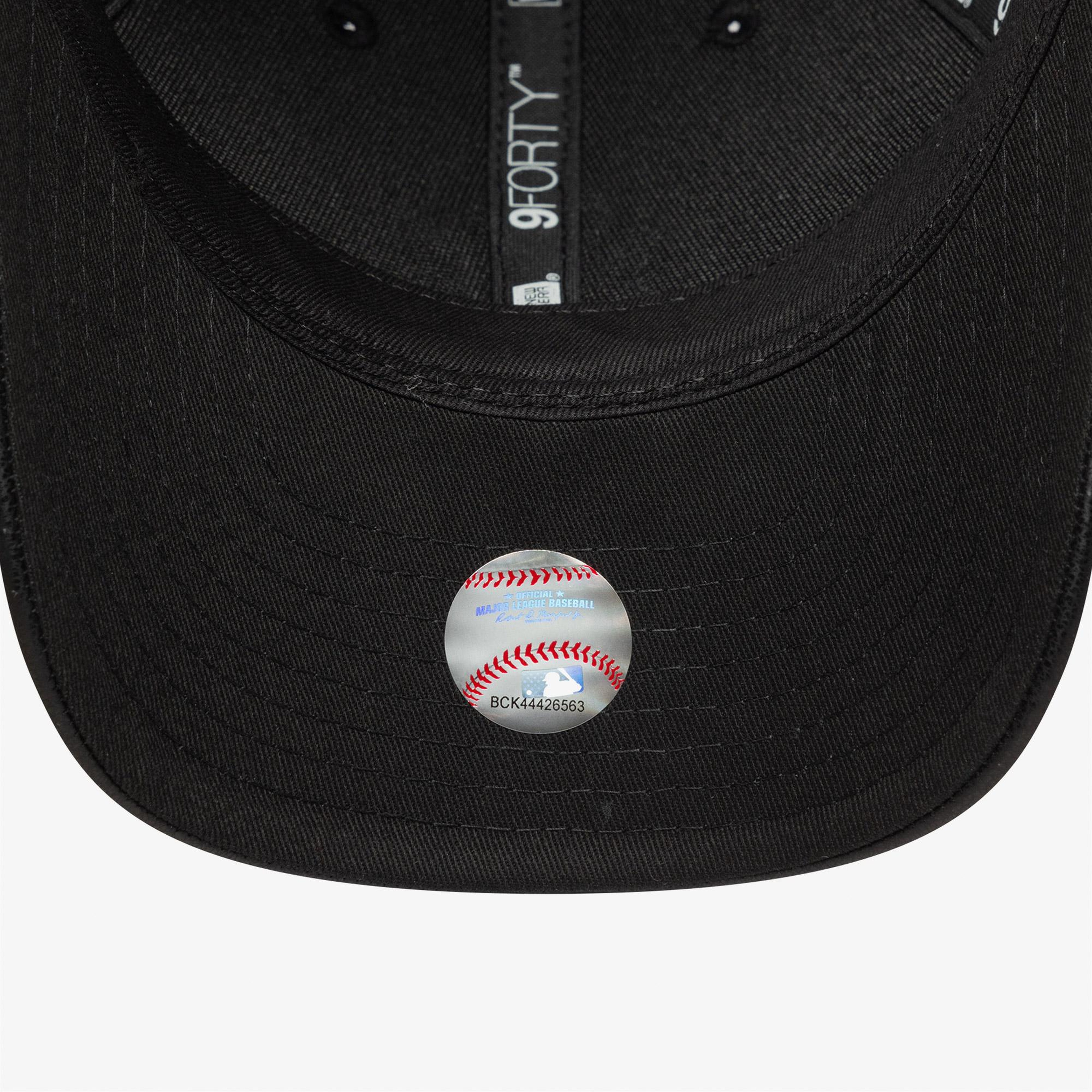 New Era 9Forty M-Crown MLB New York Yankees Unisex Siyah Şapka