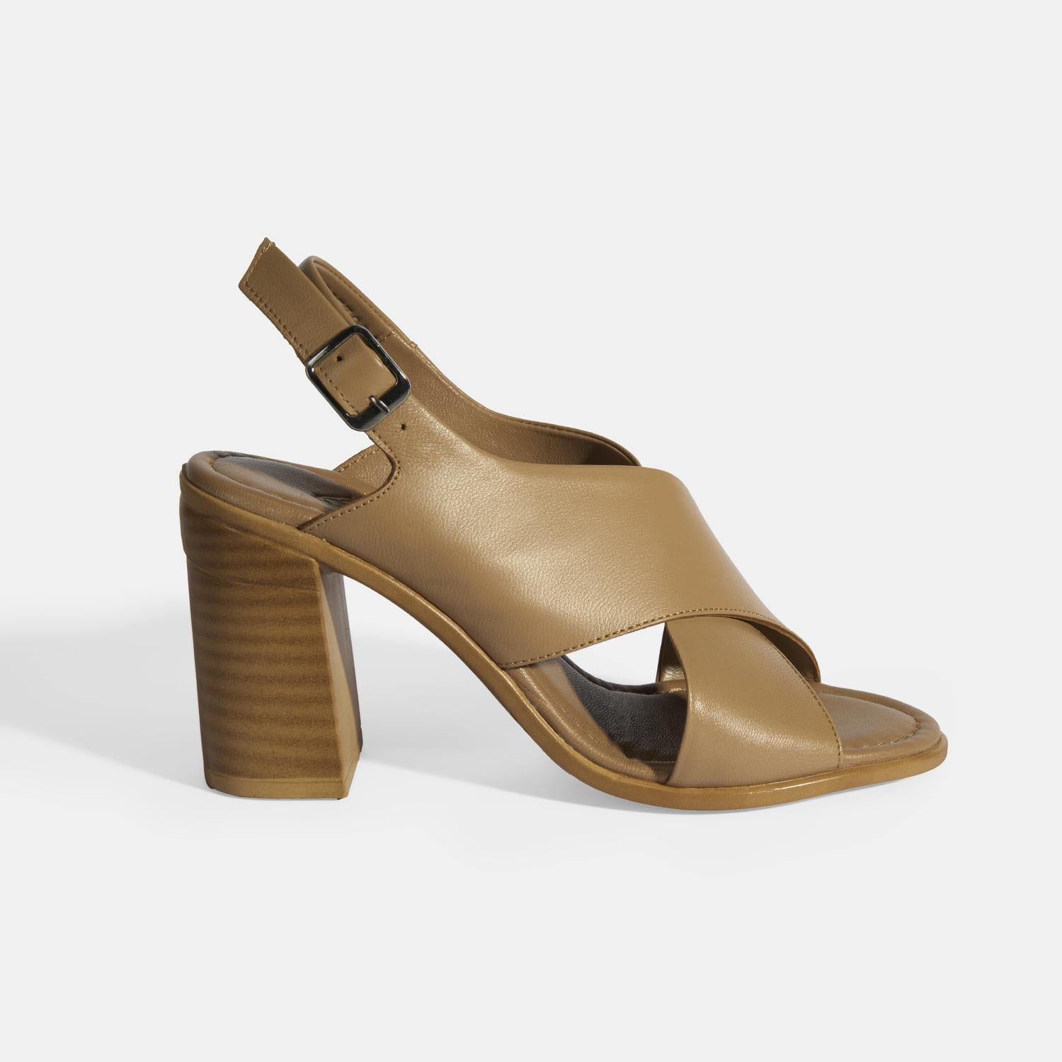 Kahve Kadın Toka Detaylı Deri Sandalet