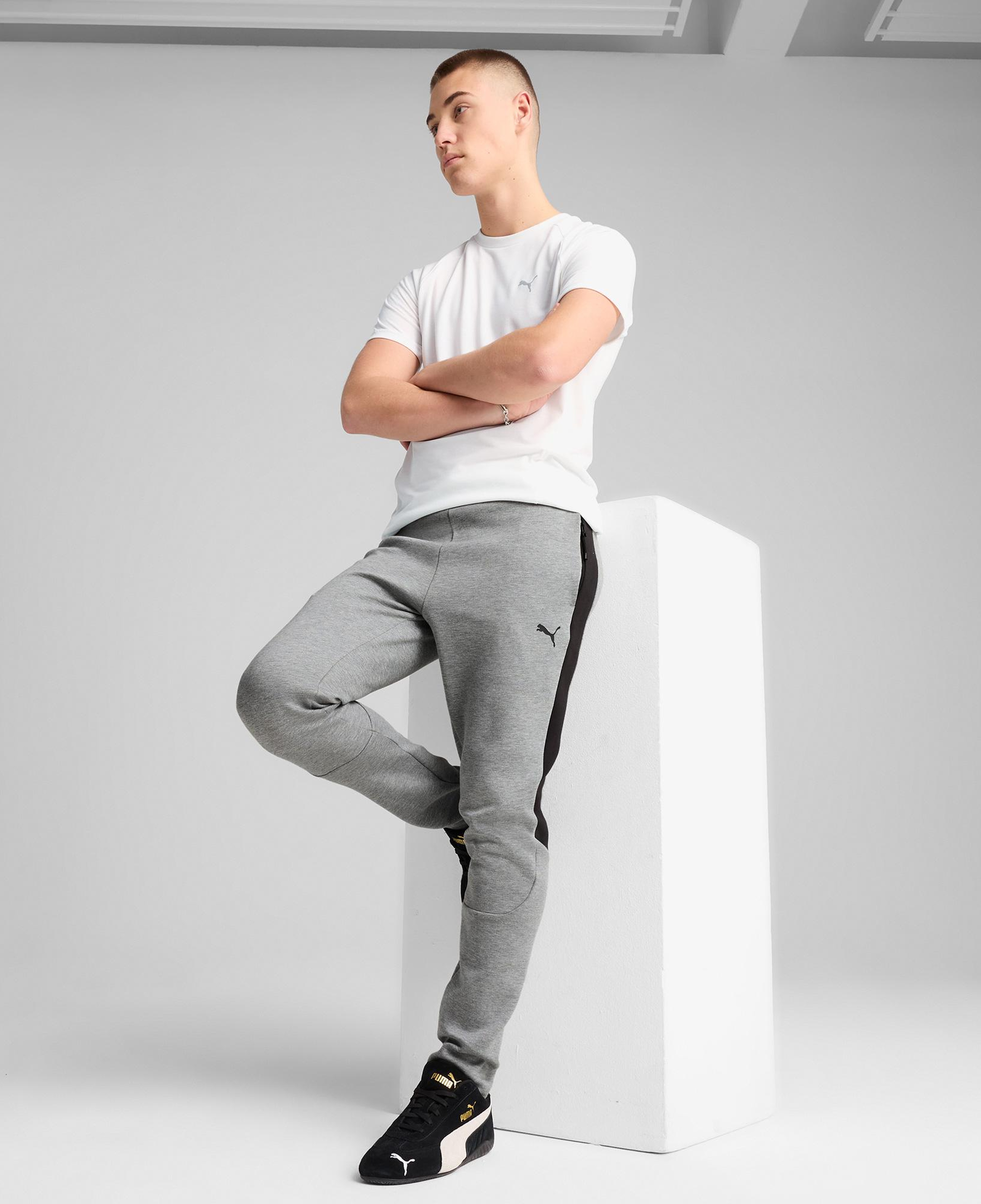 Puma Evostripe Core Erkek Gri Pantolon