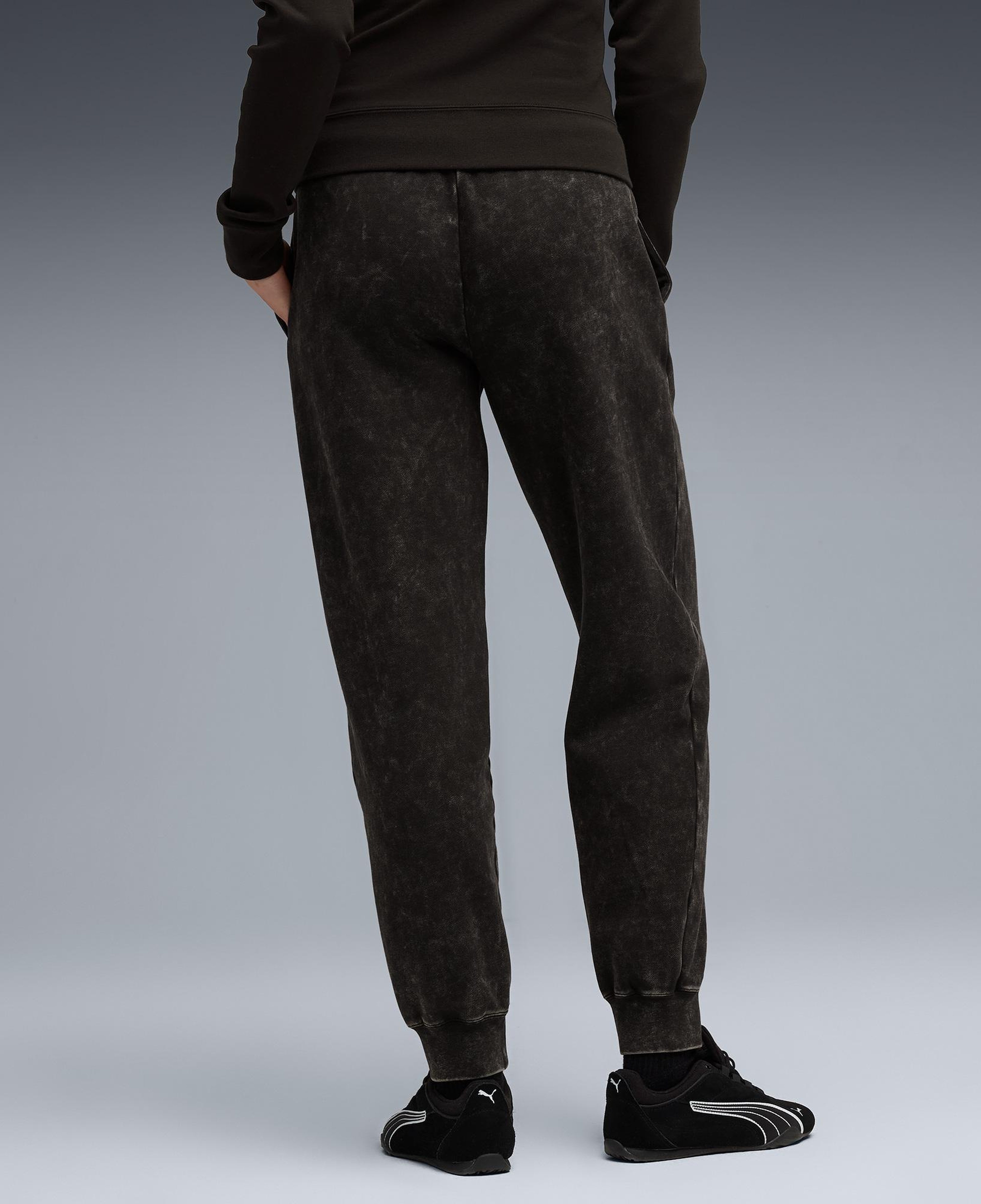 Puma Elevated Essentials Acid Wash Siyah Kadın Eşofman Altı