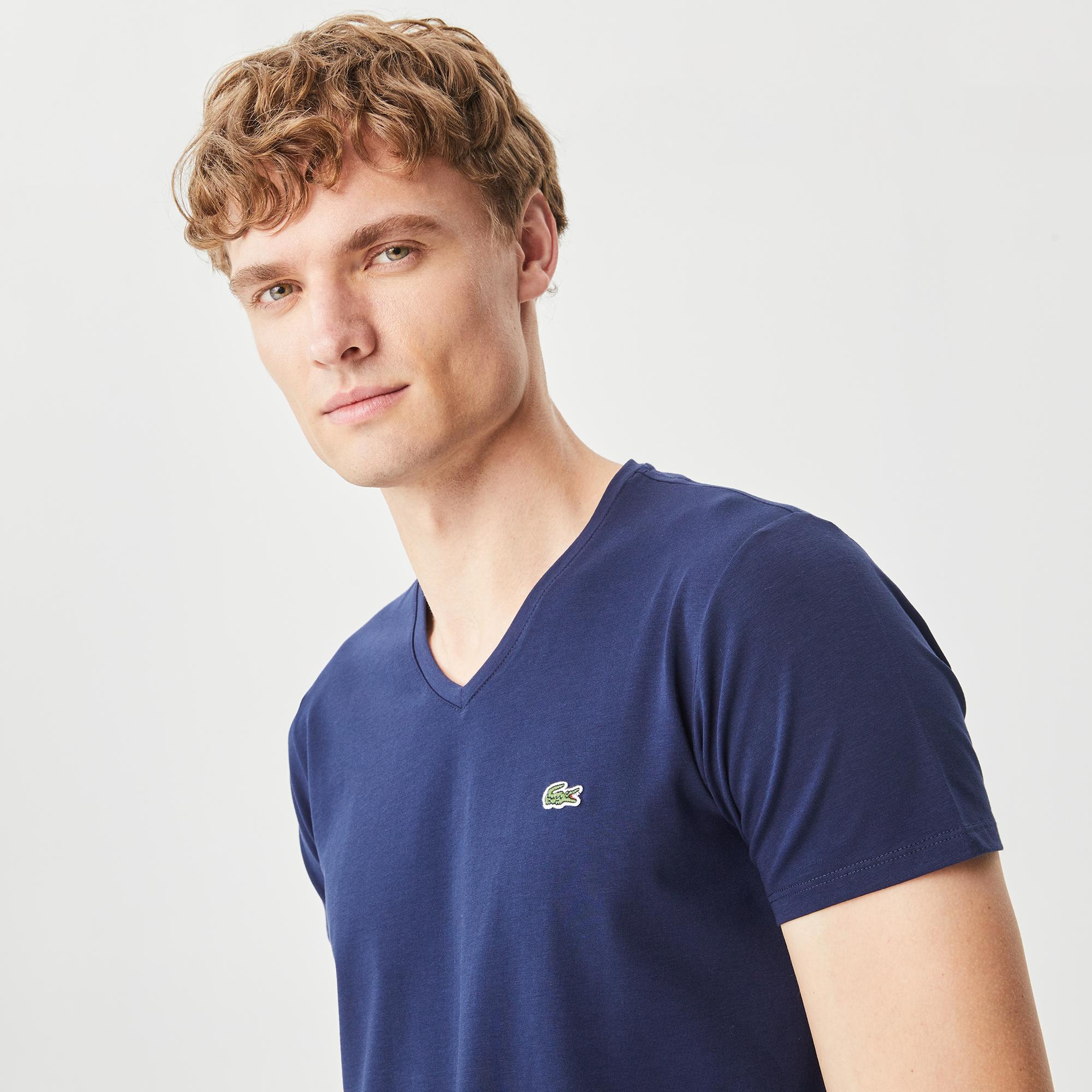 Lacoste Erkek Slim Fit V yaka Lacivert T-Shirt