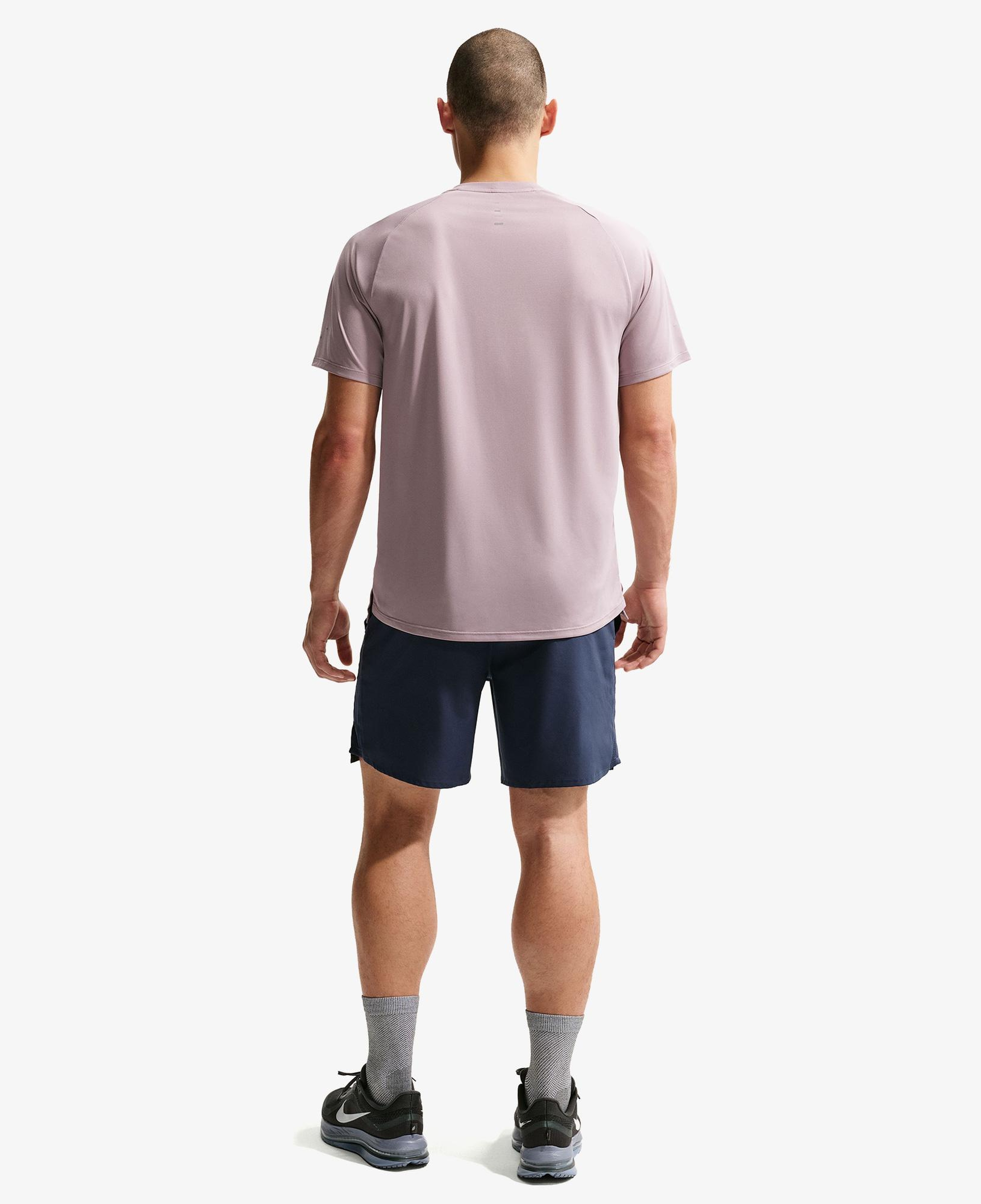 Nike Dri-Fit Challenger 18 cm Erkek Lacivert Şort