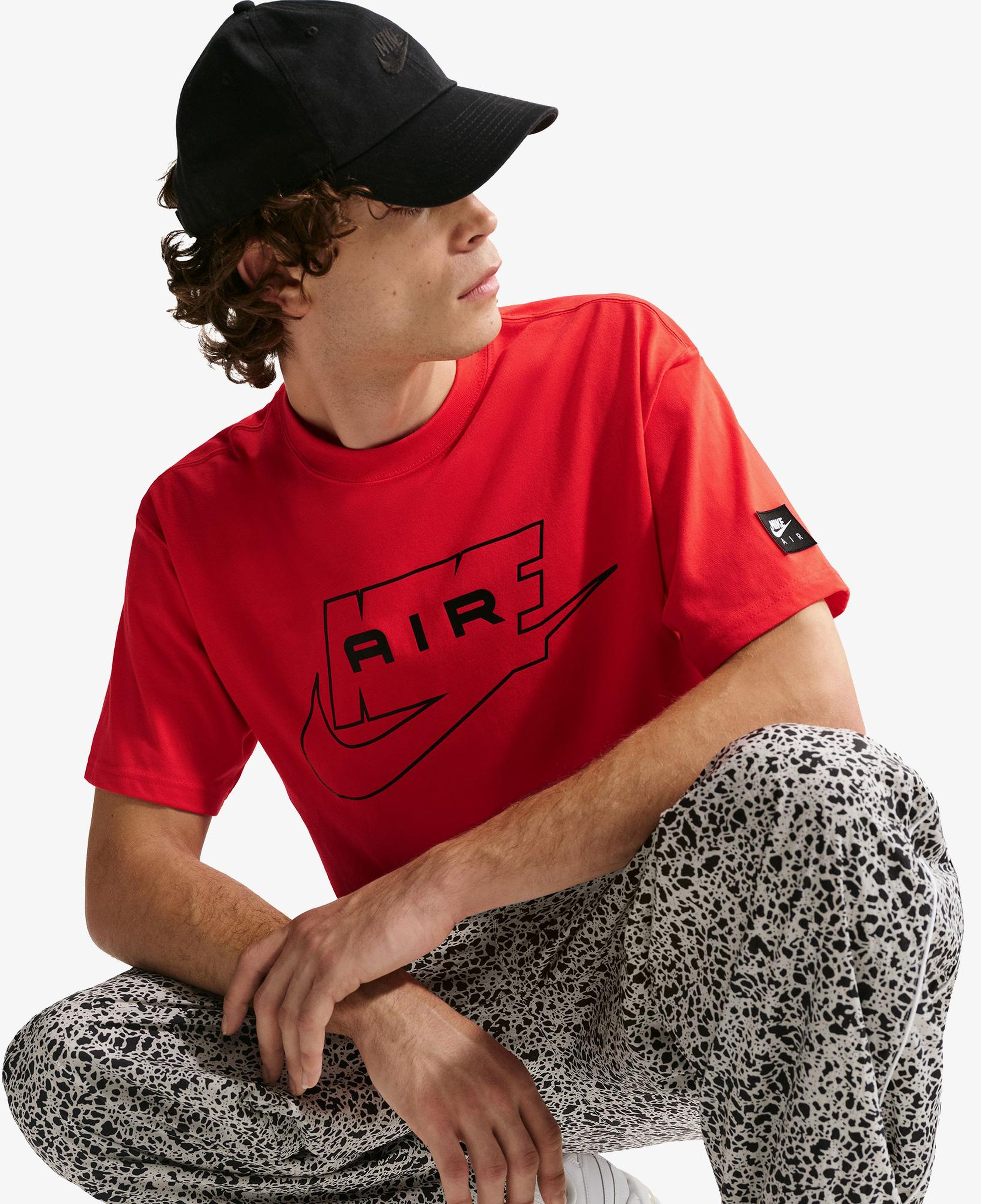 Nike Sportswear Erkek Kırmızı T-Shirt
