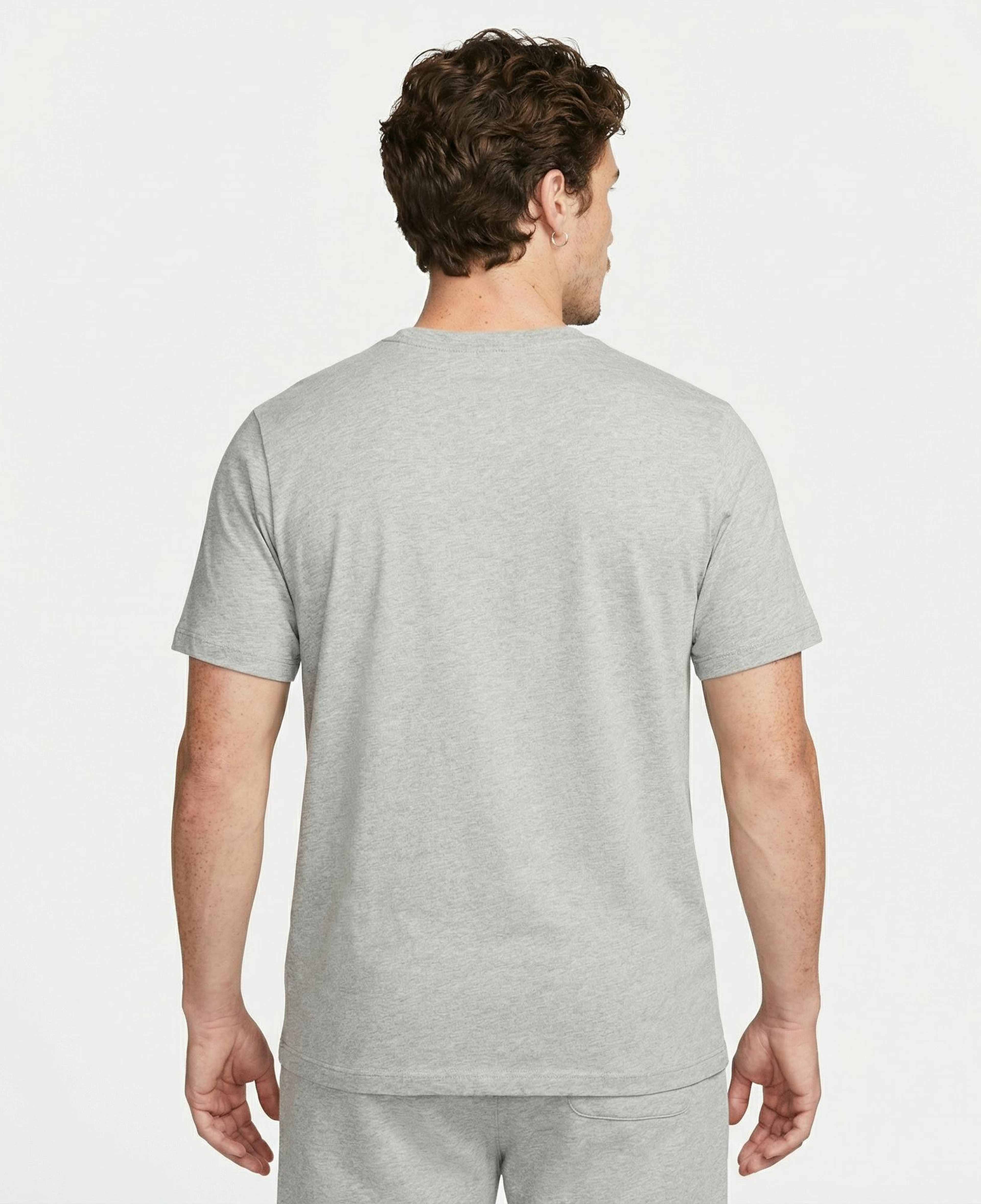 Nike Sportswear Premium Essential Sustainable Erkek Gri T-Shirt