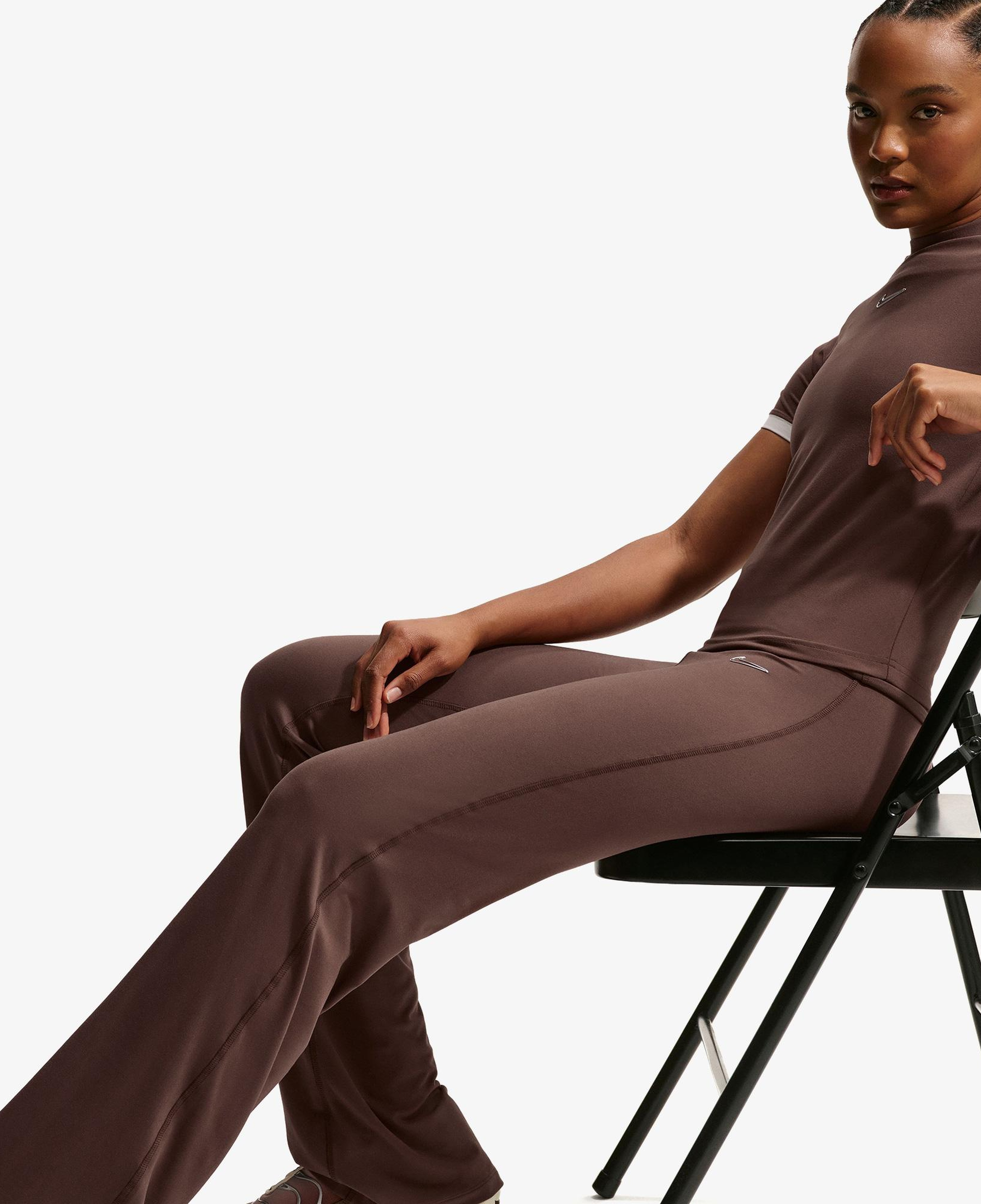 Nike Sportswear Flared Kadın Kahverengi Eşofman Altı