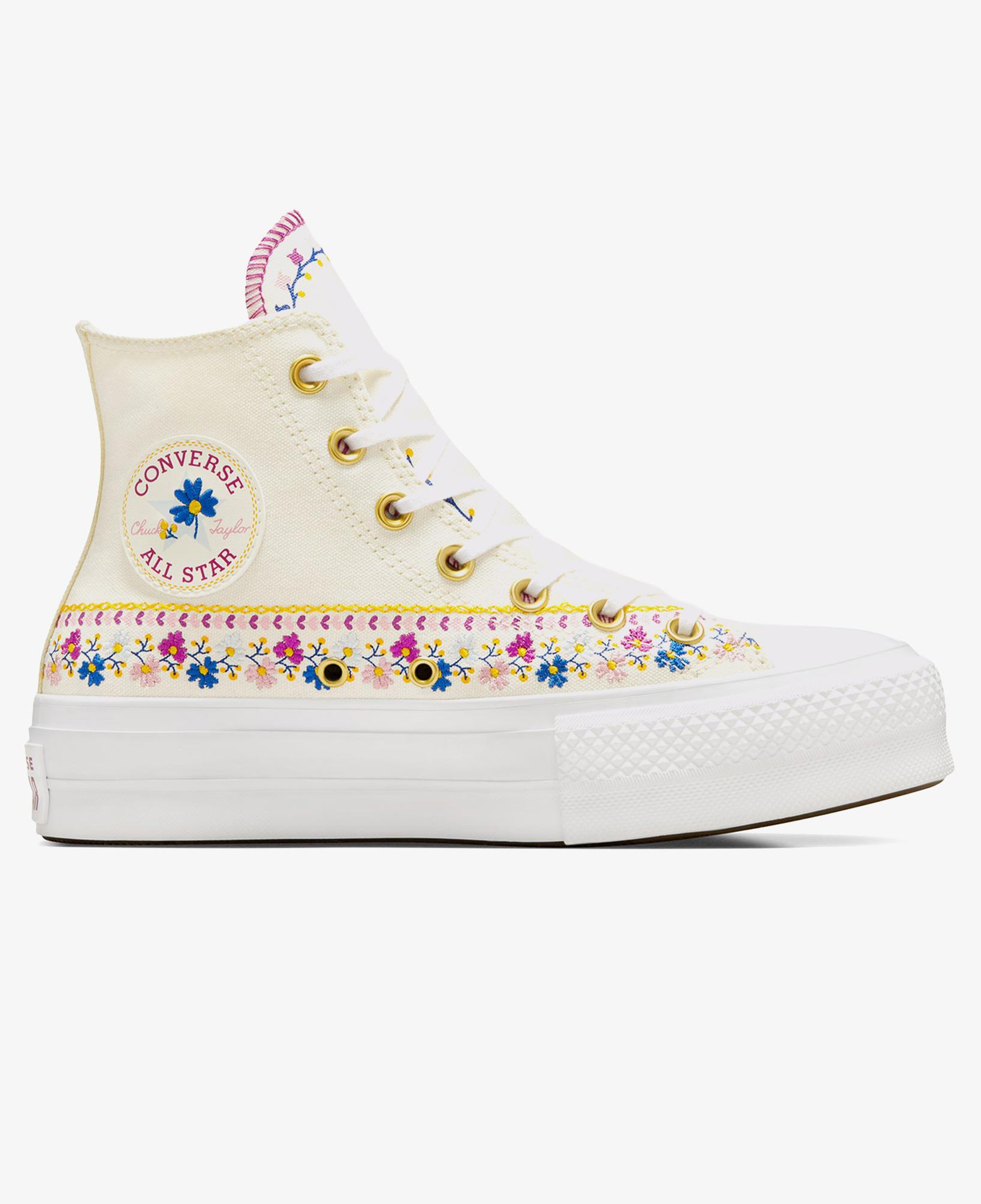 Converse Chuck Taylor All Star Lift Kadın Krem Platform Sneaker
