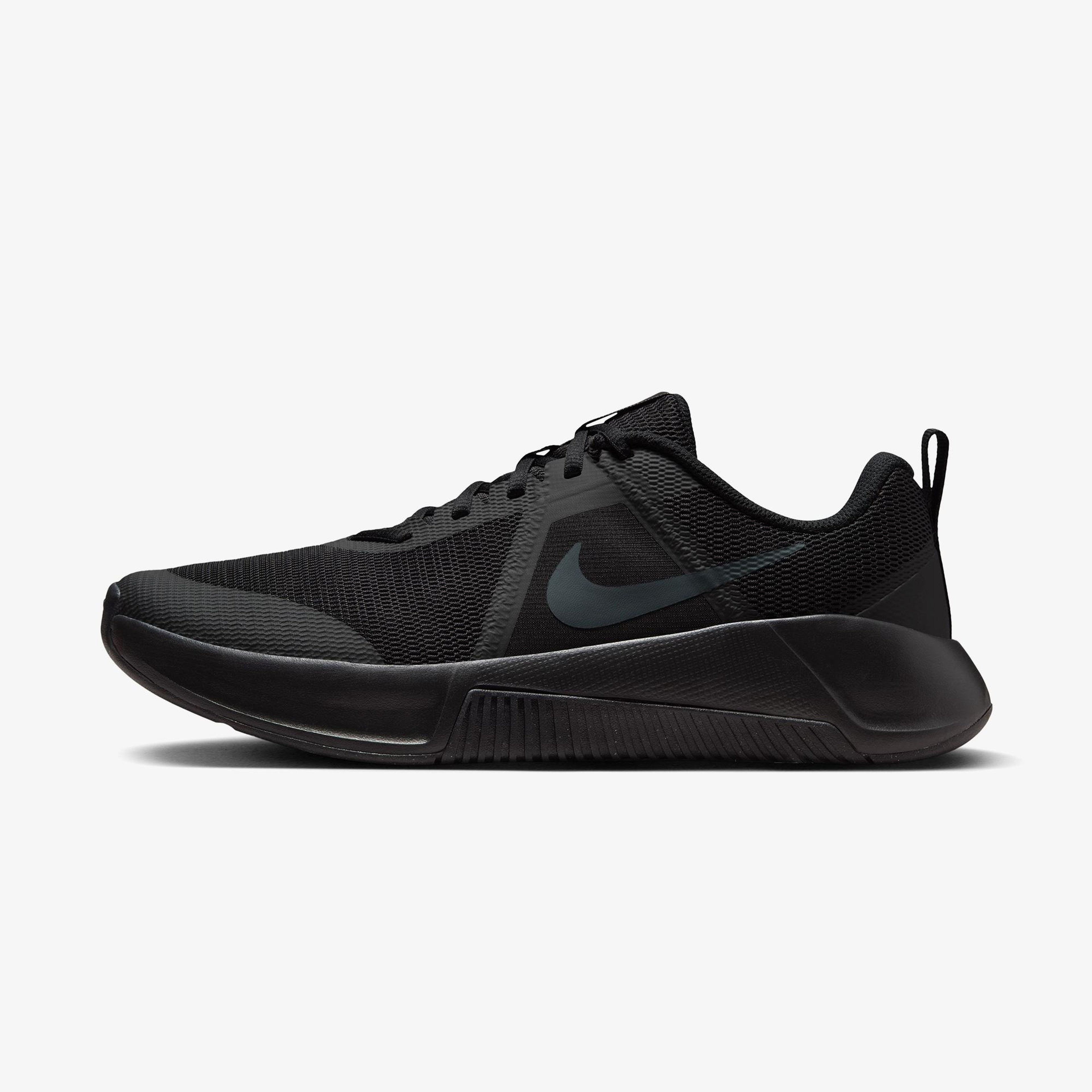 Nike MC Trainer 3 Erkek Siyah Spor Ayakkabı
