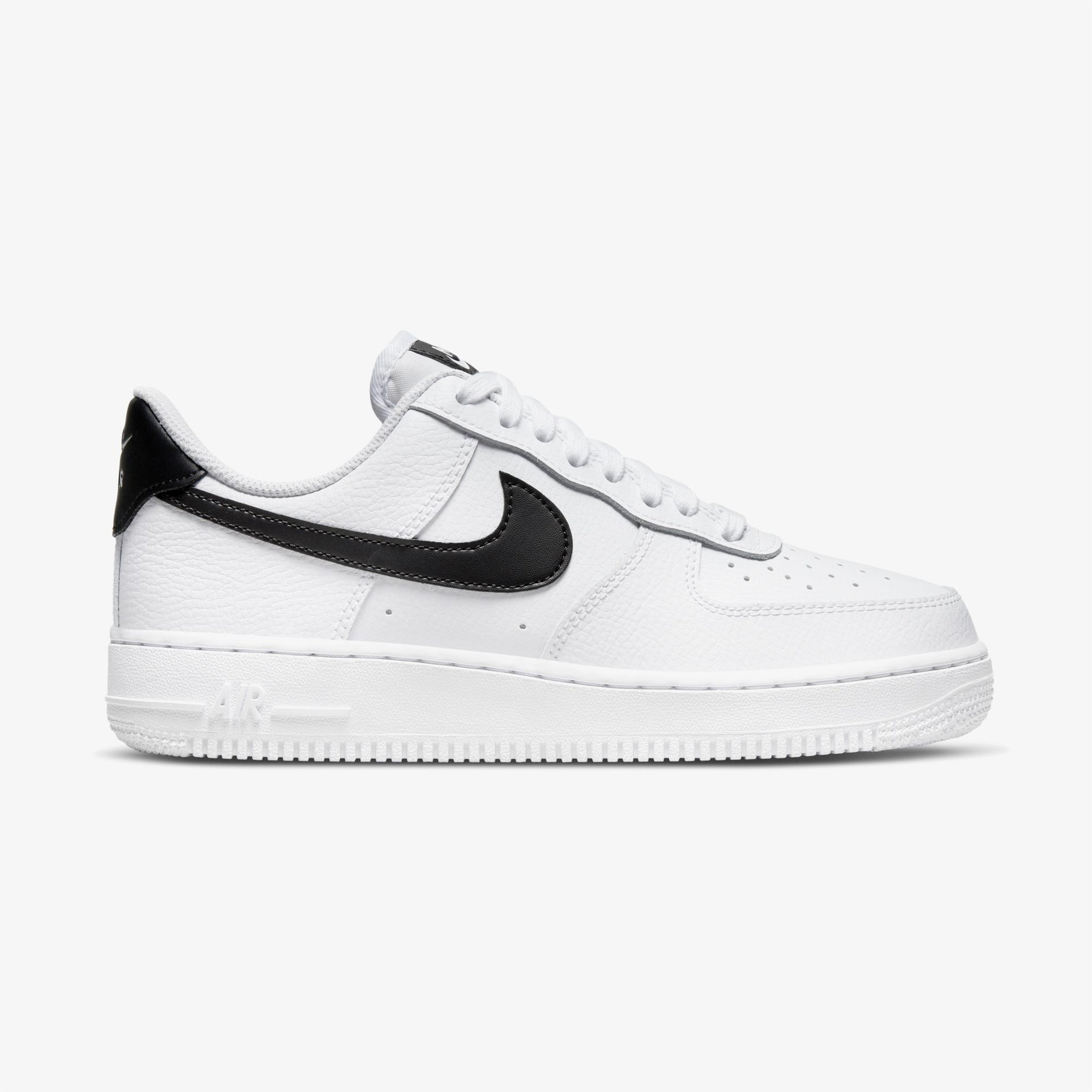 Nike Air Force 1 '07 Kadın Beyaz Spor Ayakkabı