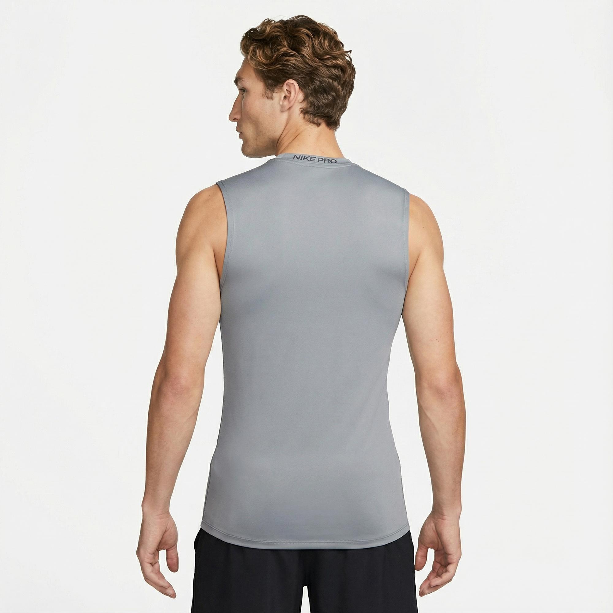 Nike Pro Dri-Fit Erkek Gri T-Shirt