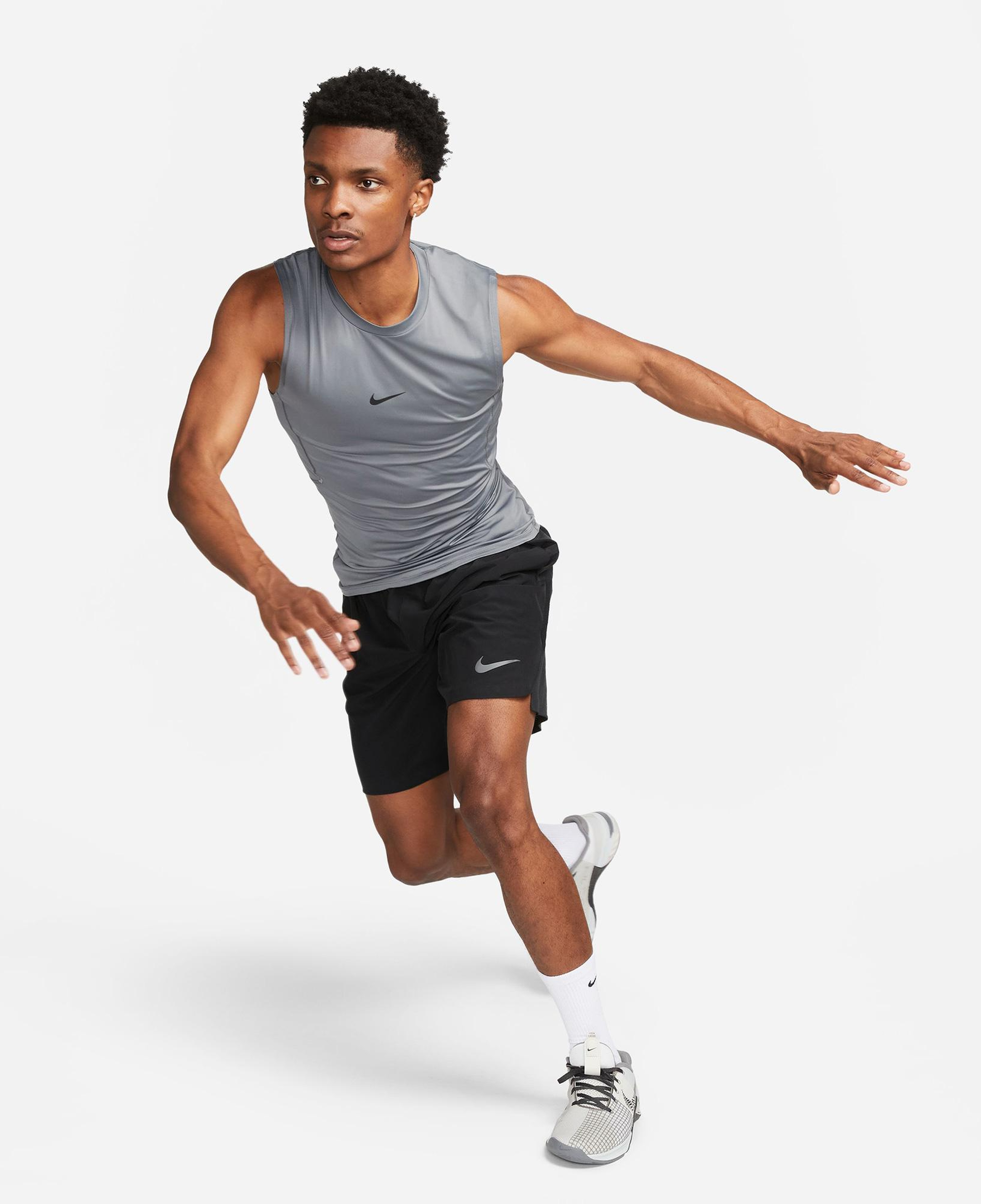 Nike Pro Dri-Fit Erkek Gri T-Shirt