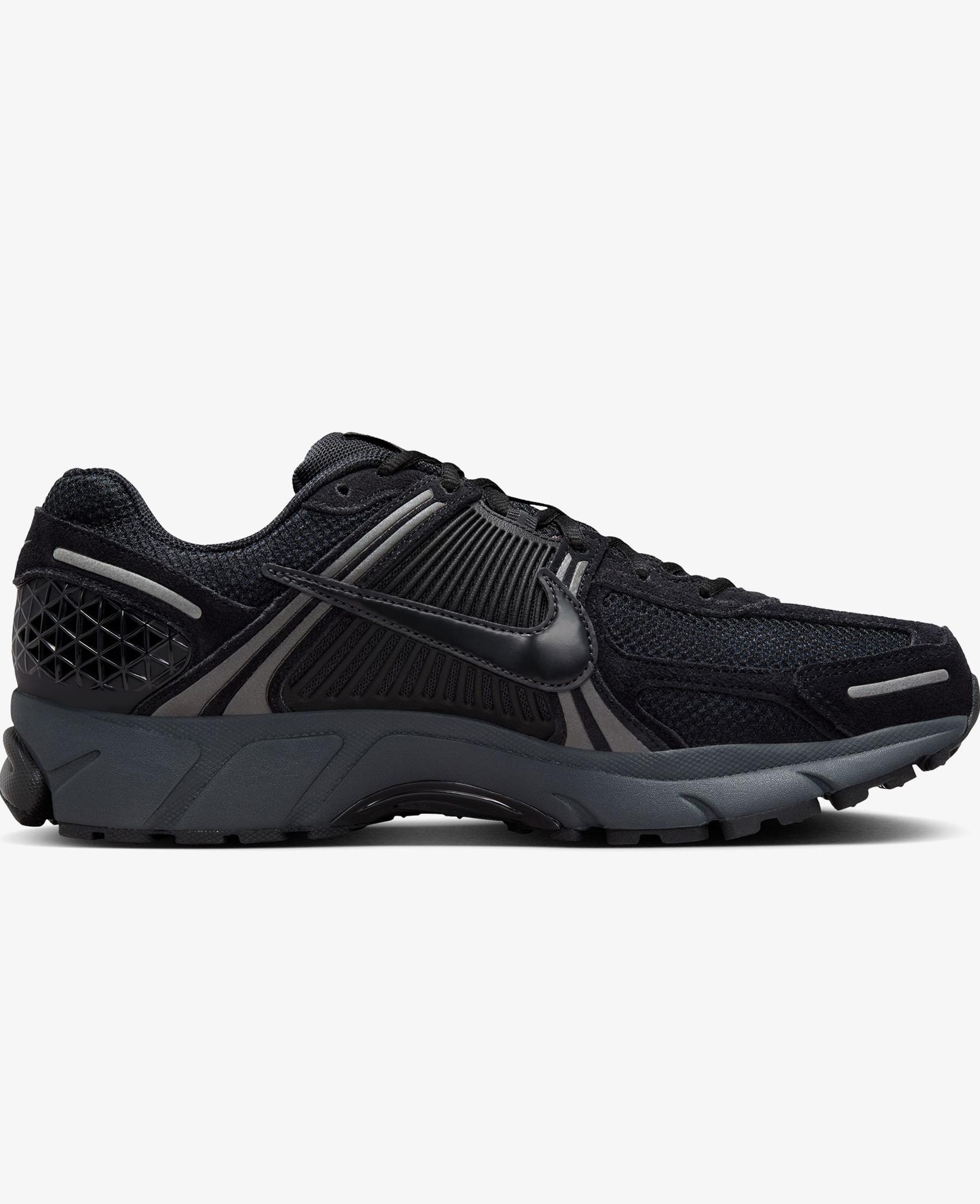Nike Zoom Vomero 5 Erkek Siyah Spor Ayakkabı