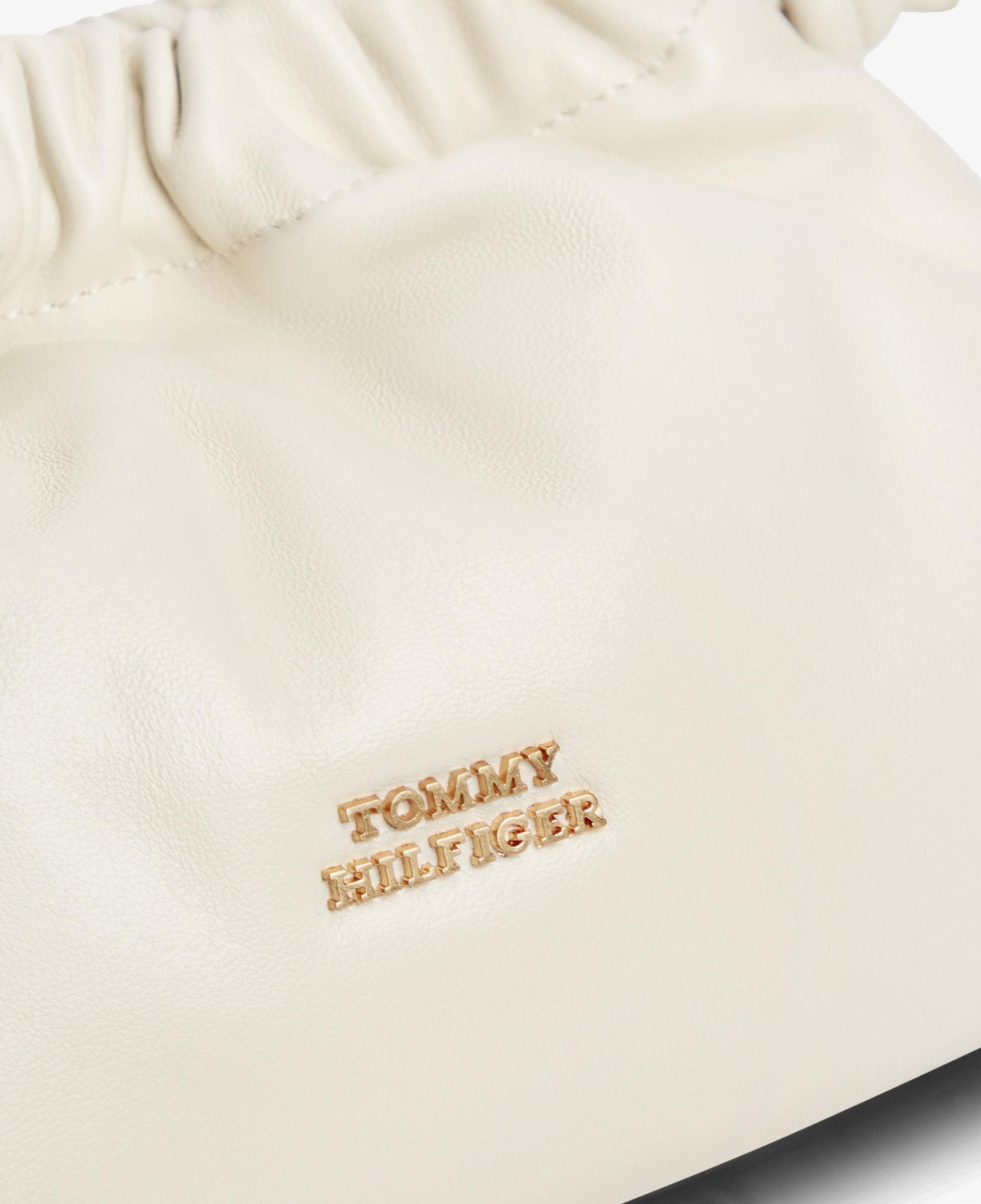 Tommy Hilfiger Soft Leather Kadın Bej Çapraz Çanta