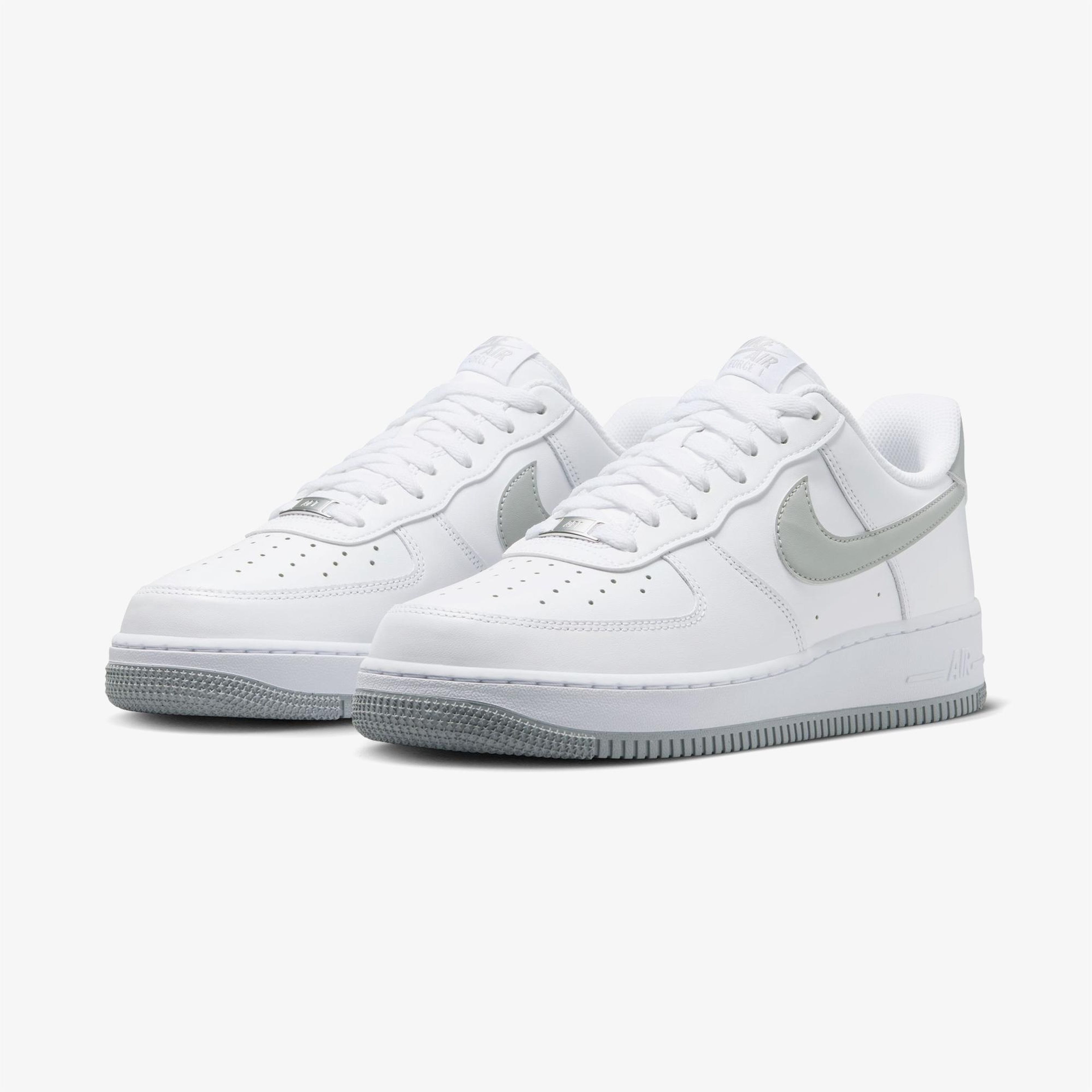 Nike Air Force 1 '07 Erkek Beyaz Spor Ayakkabı
