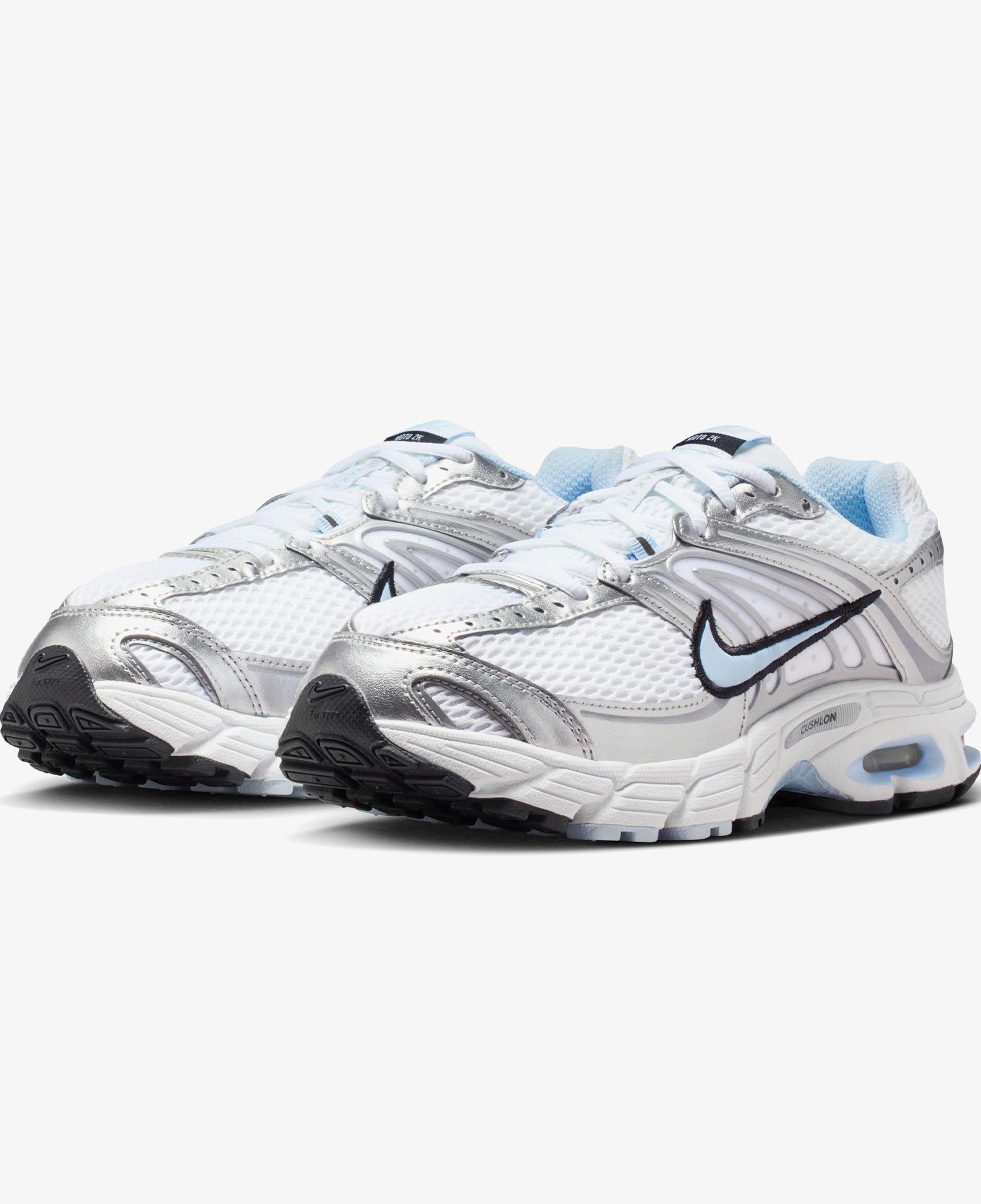 Nike Air Max Moto 2K Kadın Beyaz Spor Ayakkabı