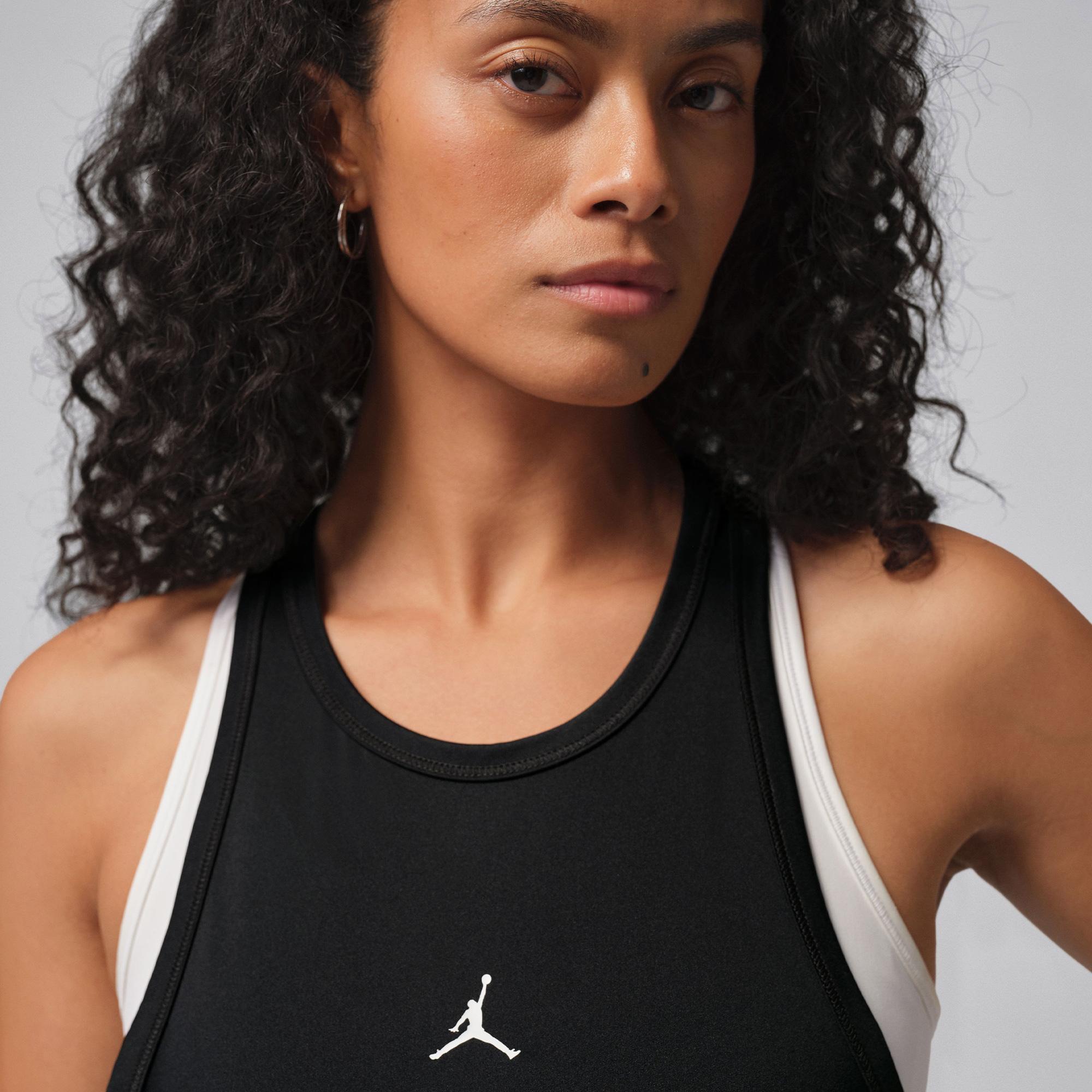 Jordan Sport Dri-Fit Essentials Kadın Siyah Kolsuz T-Shirt