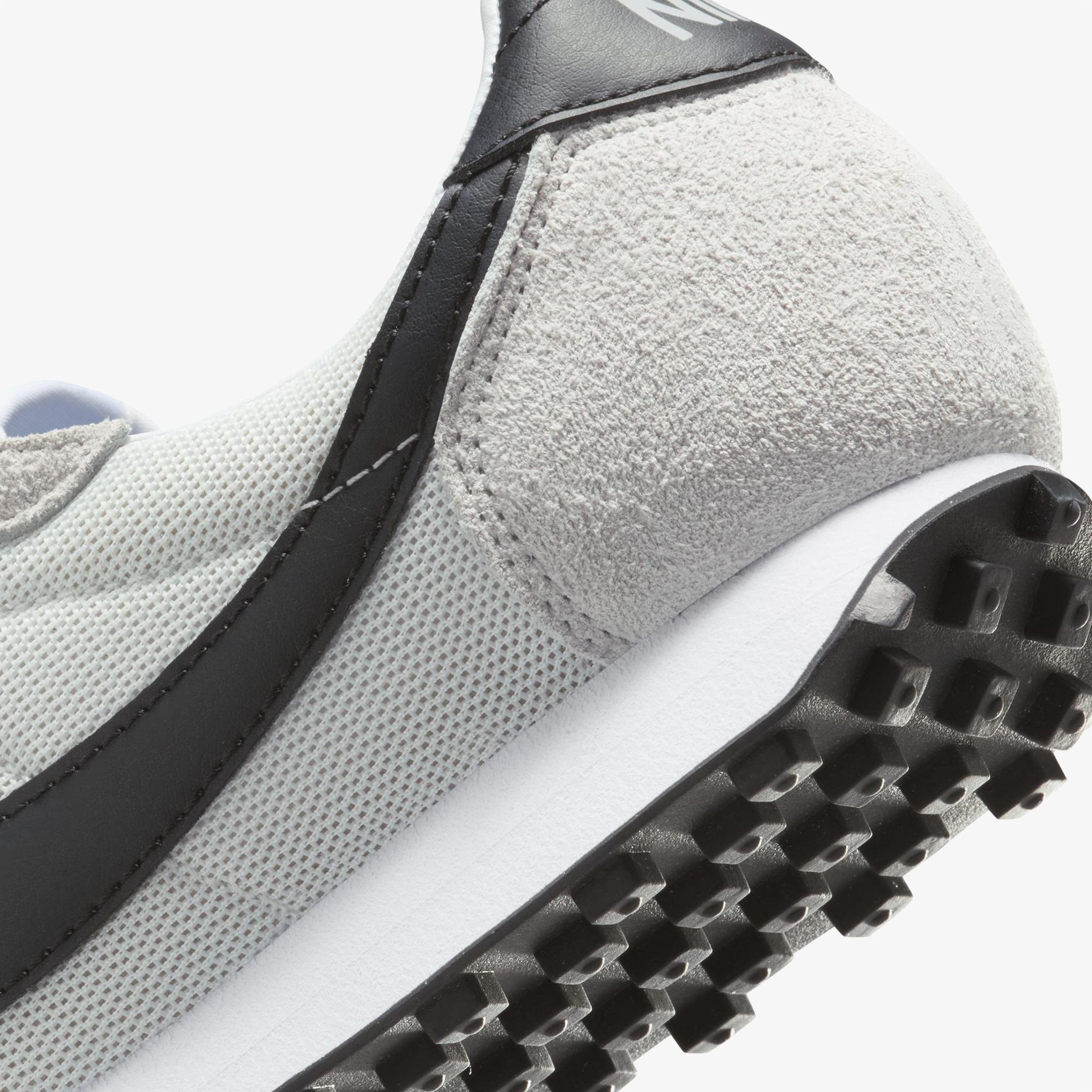 Nike LD-1000 Kadın Beyaz Spor Ayakkabı