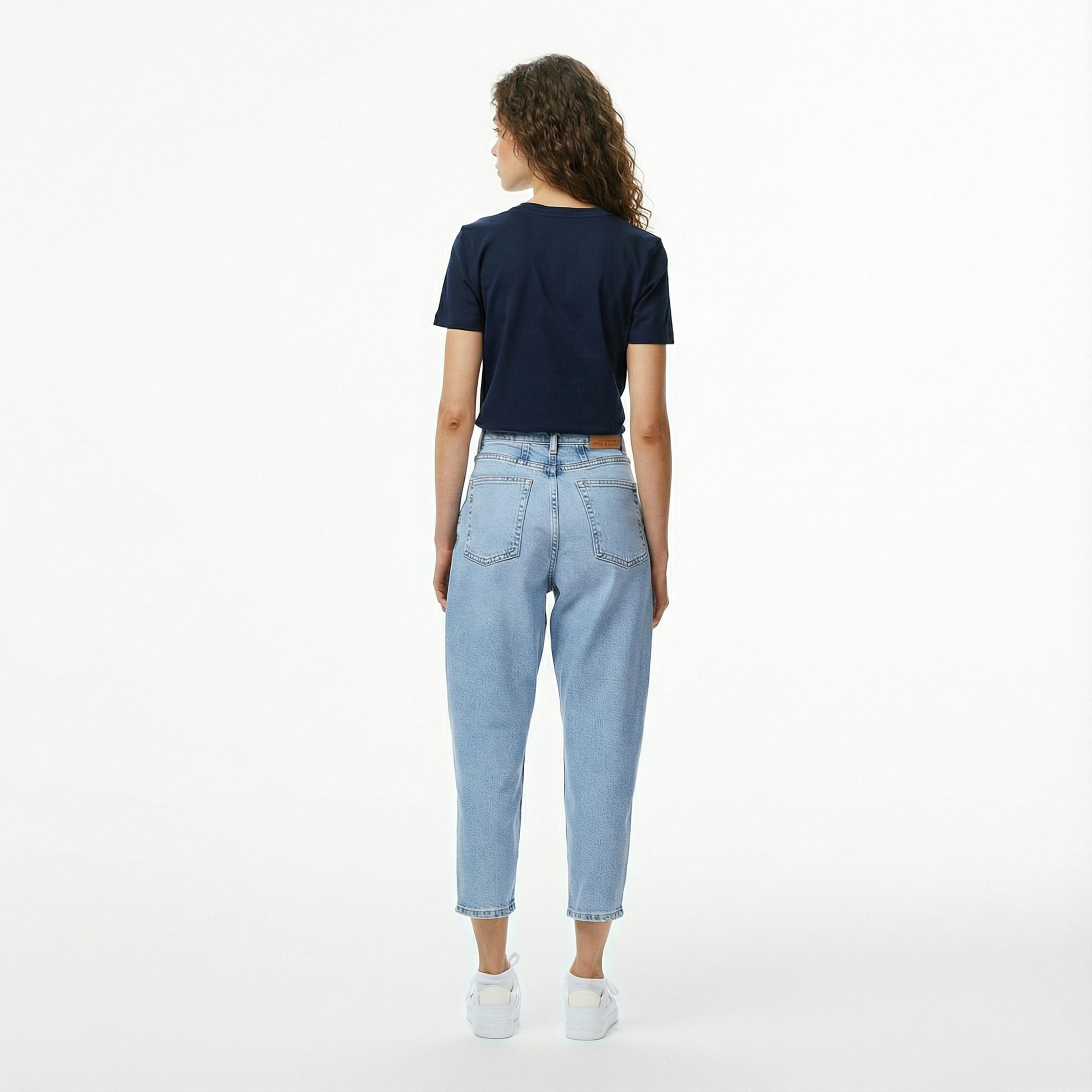 Tommy Hilfiger Mom Kadın Tapered Mavi Jean Pantolon