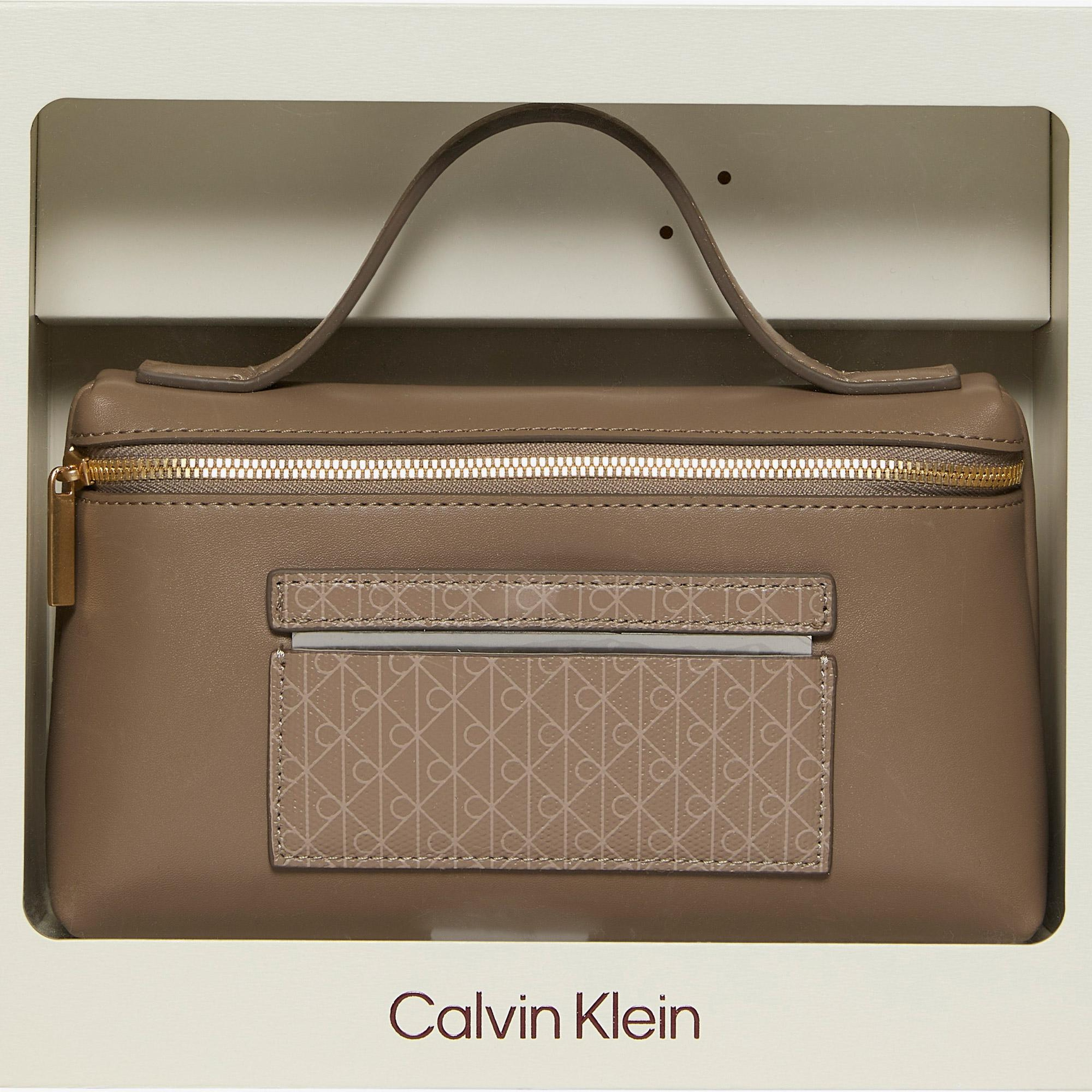 Calvin Klein Emblem Beauty Case Kadın Haki Makyaj Çantası
