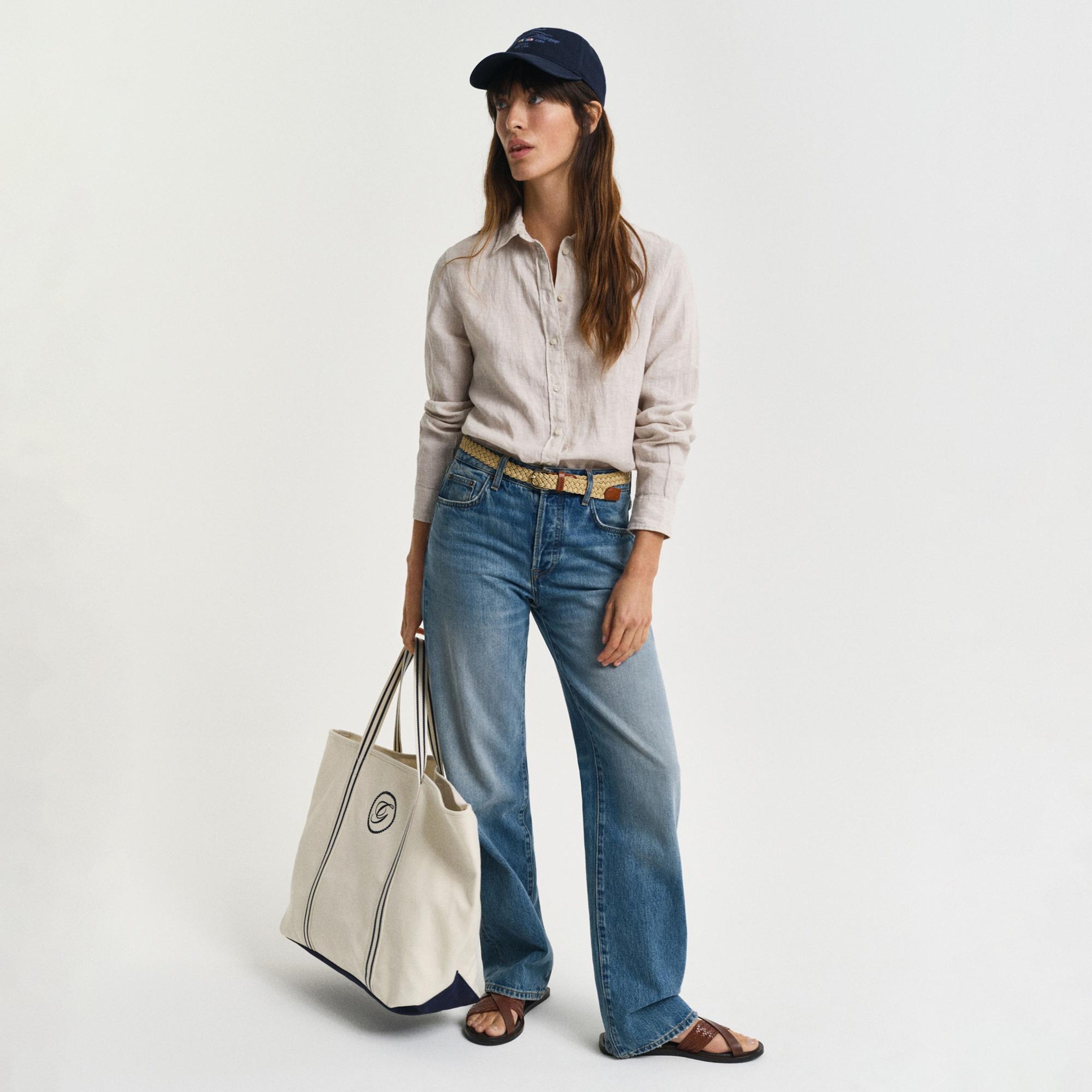 GANT Kadın Bej Regular Fit Klasik Yaka Gömlek