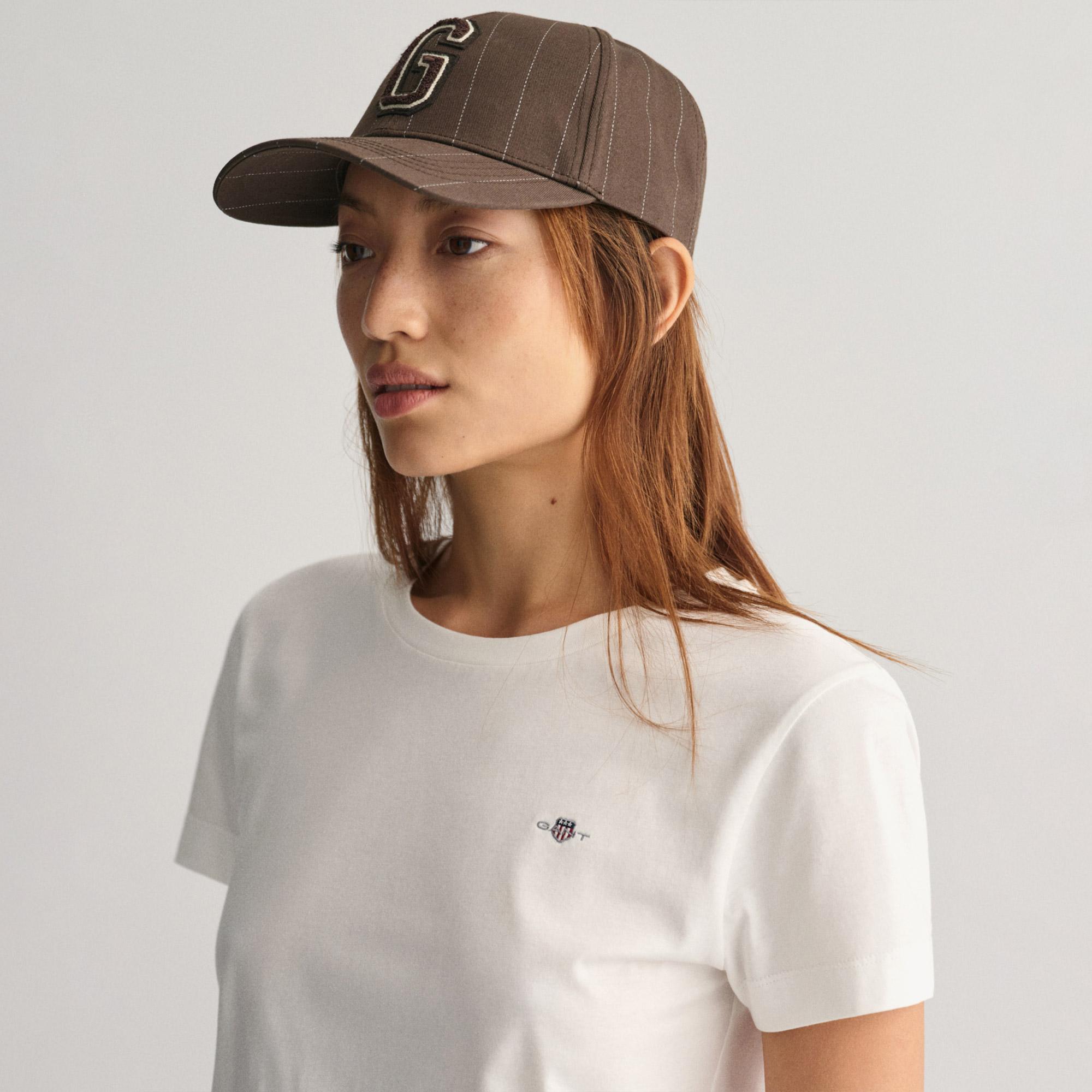 GANT Kadın Beyaz Bisiklet Yaka Regular Fit Logolu T-Shirt