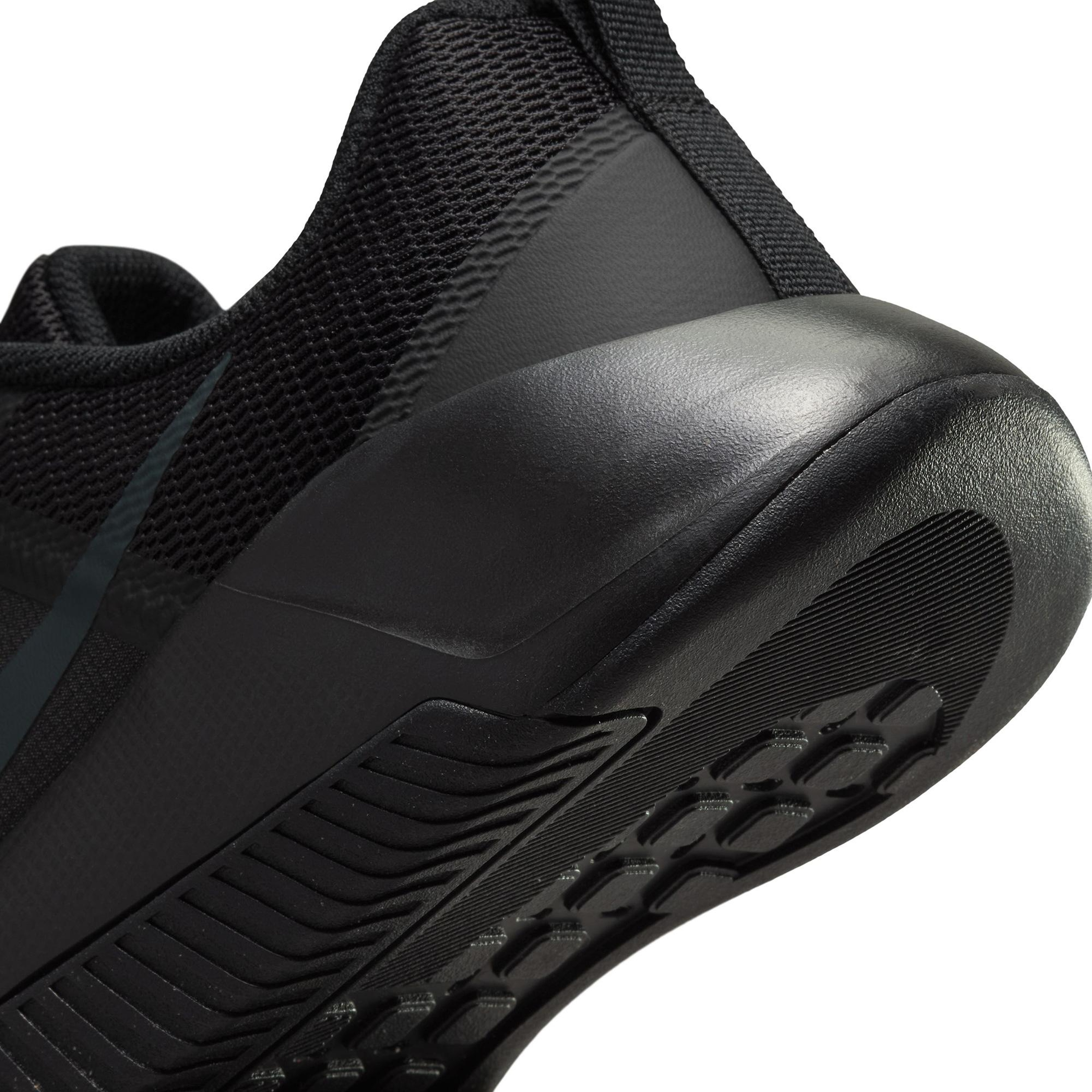 Nike MC Trainer 3 Erkek Siyah Spor Ayakkabı