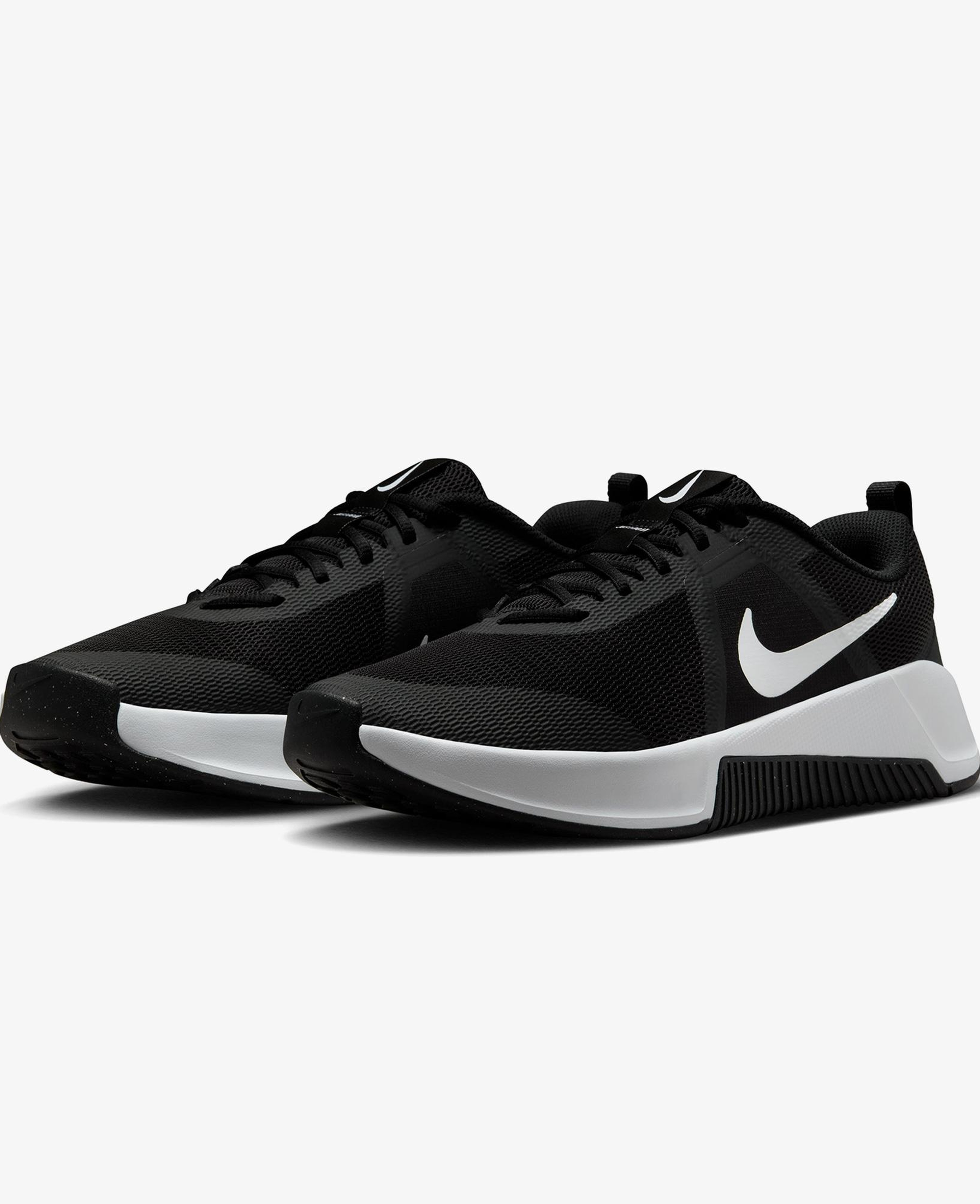 Nike MC Trainer 3 Erkek Siyah Spor Ayakkabı