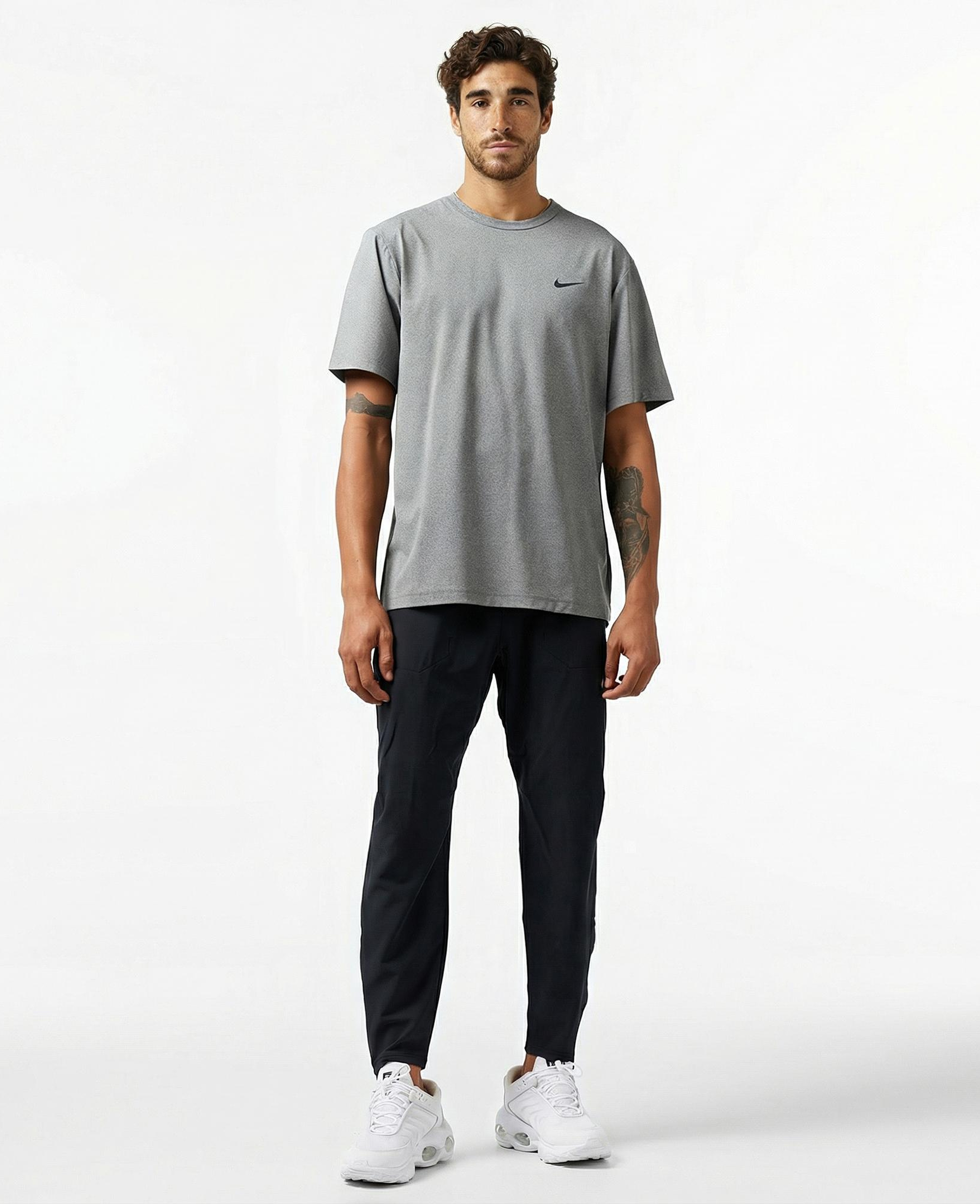 Nike Dri-Fit Hyverse Erkek Gri T-Shirt