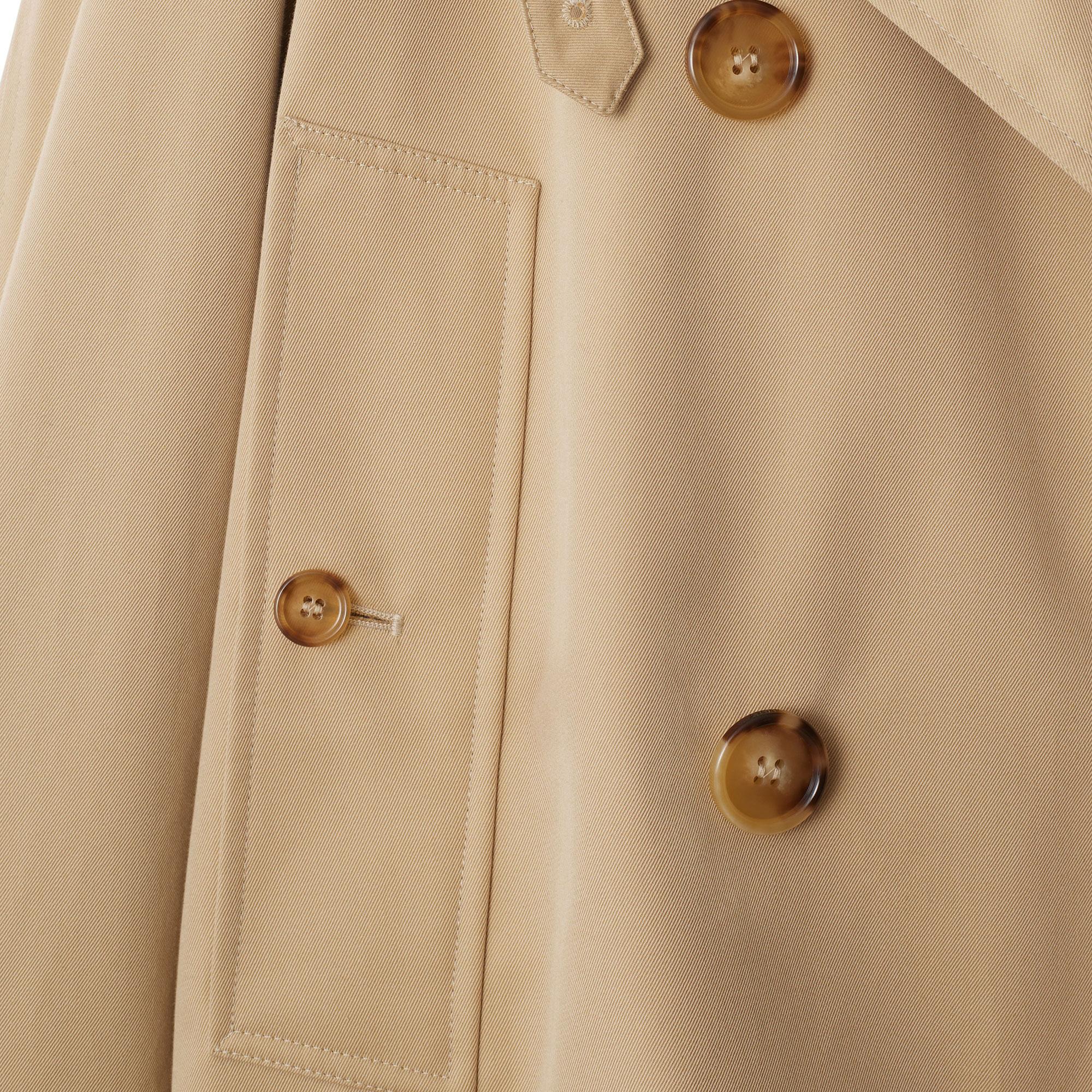 Burberry Haltye Kadın Bej Pardesü