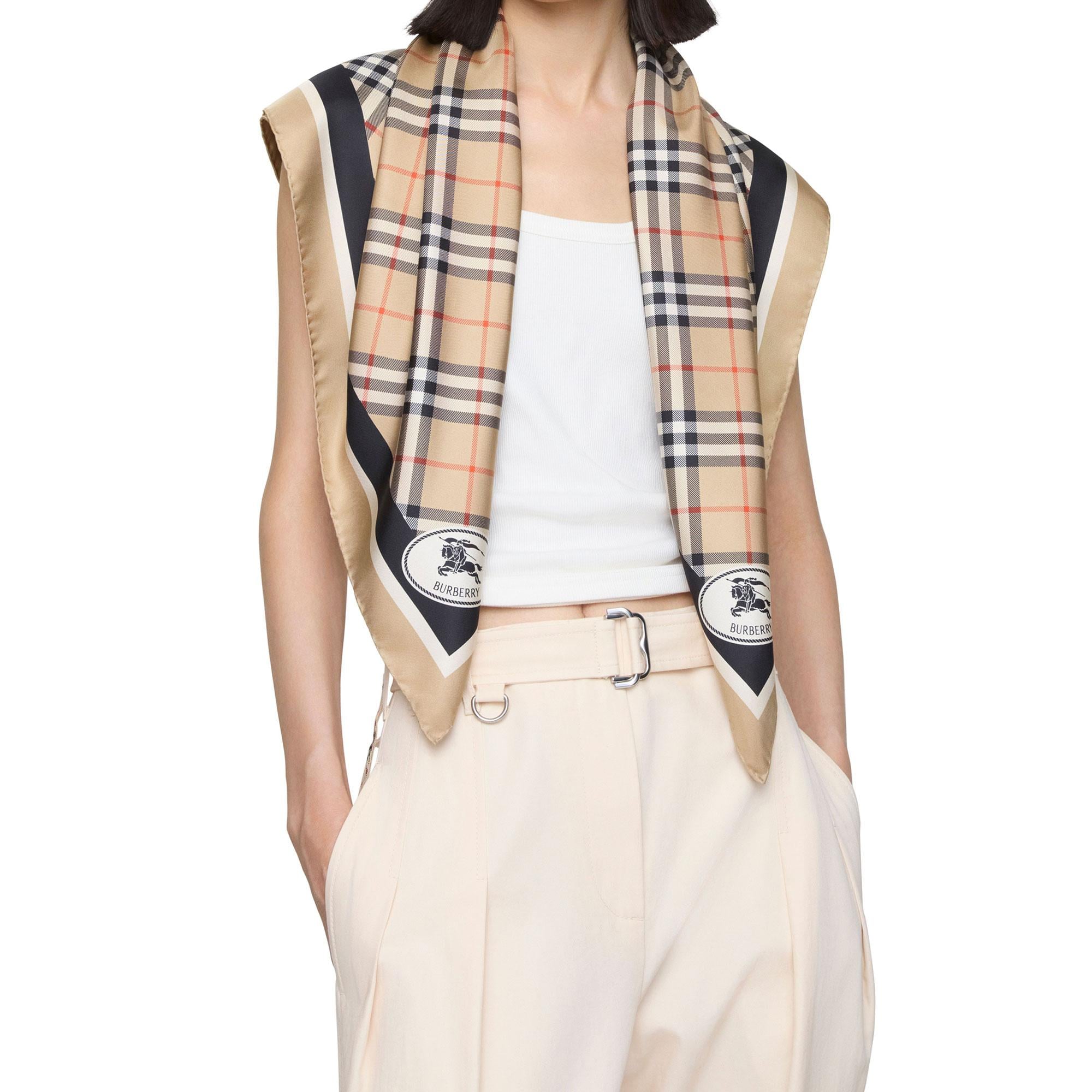 Burberry Kadın Bej Eşarp