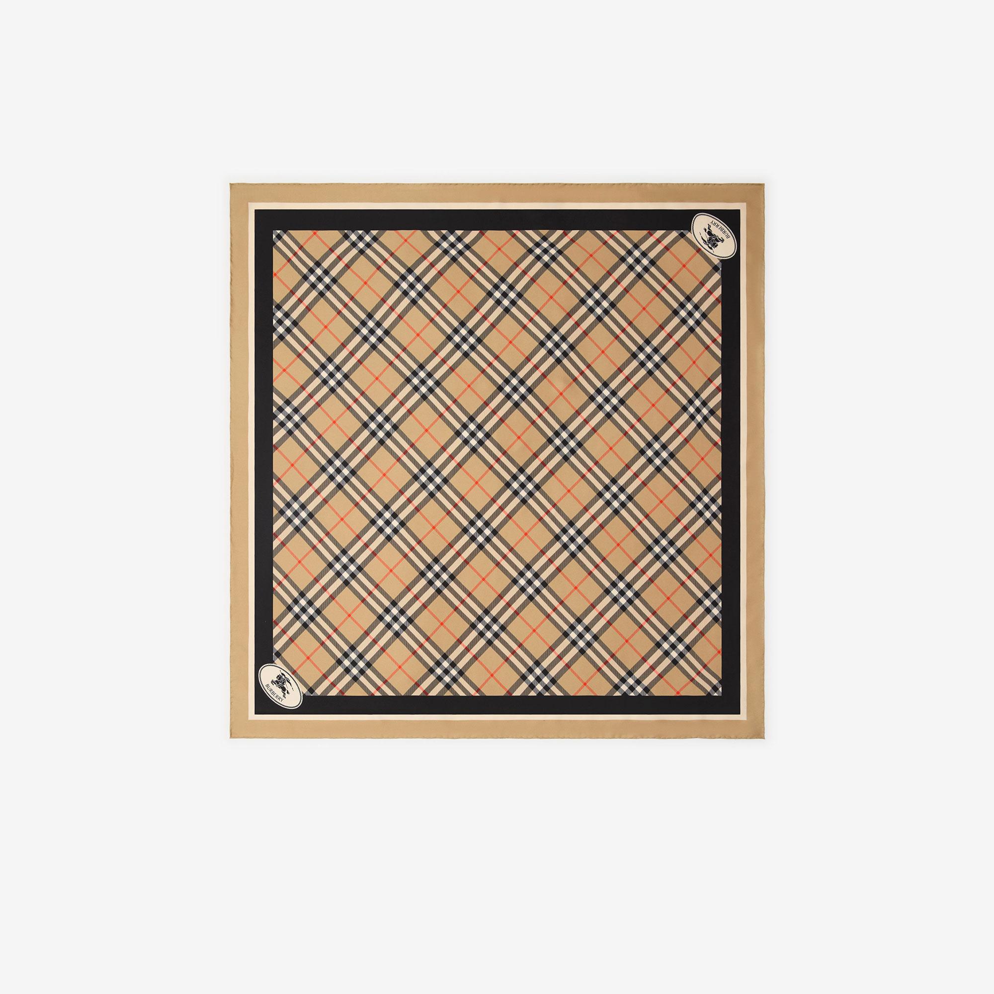 Burberry Kadın Bej Eşarp