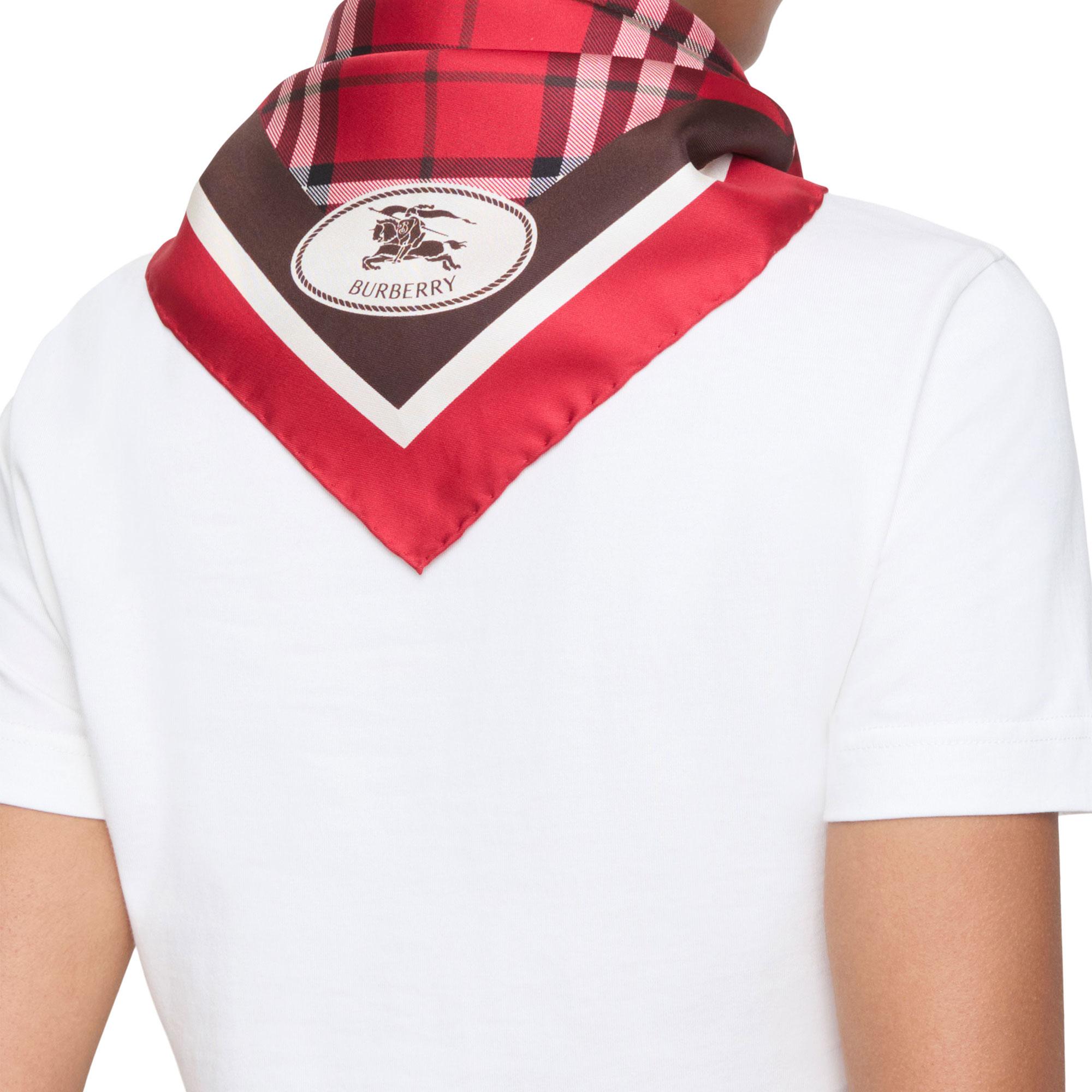 Burberry Kadın Kırmızı Eşarp