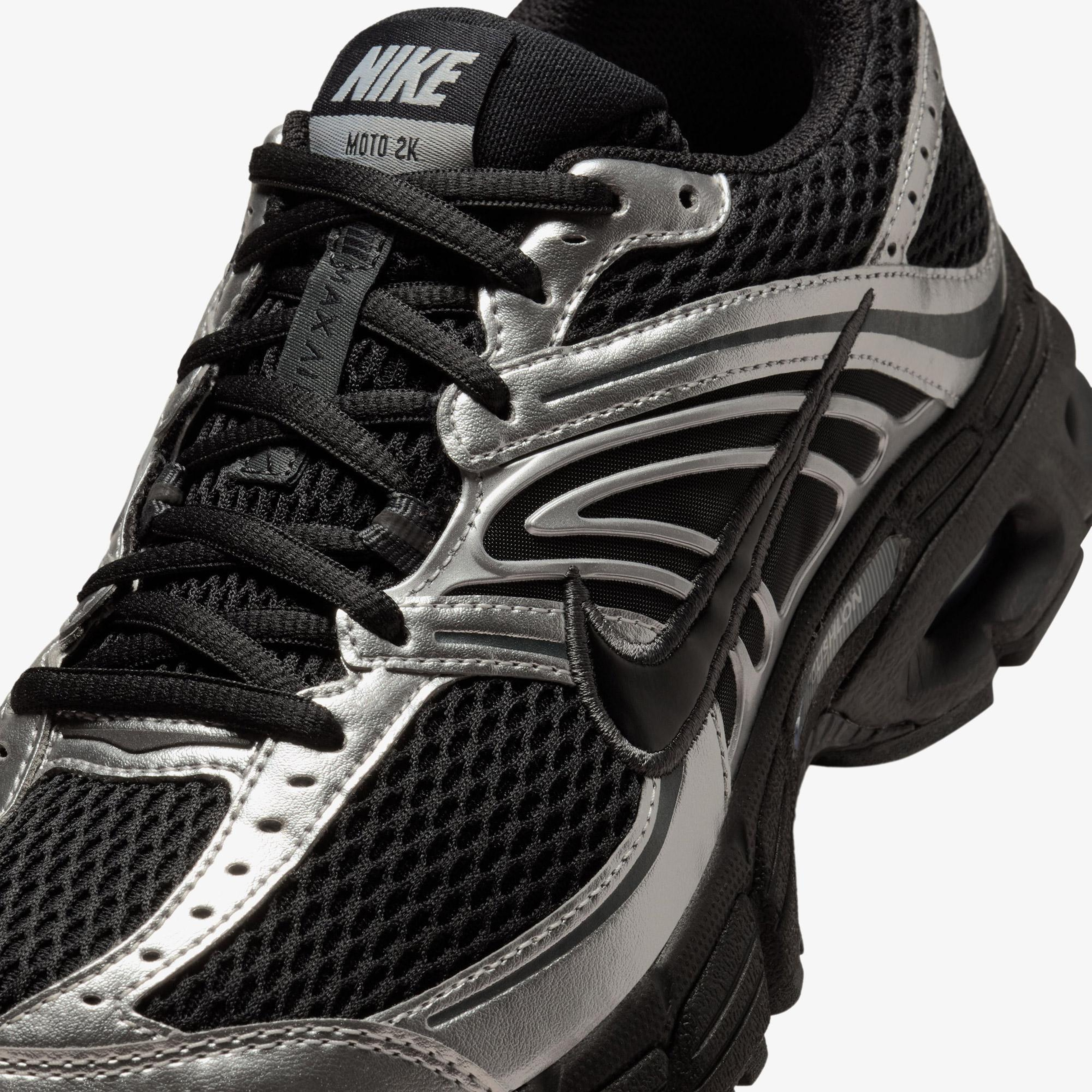 Nike Air Max Moto Kadın Siyah Spor Ayakkabı