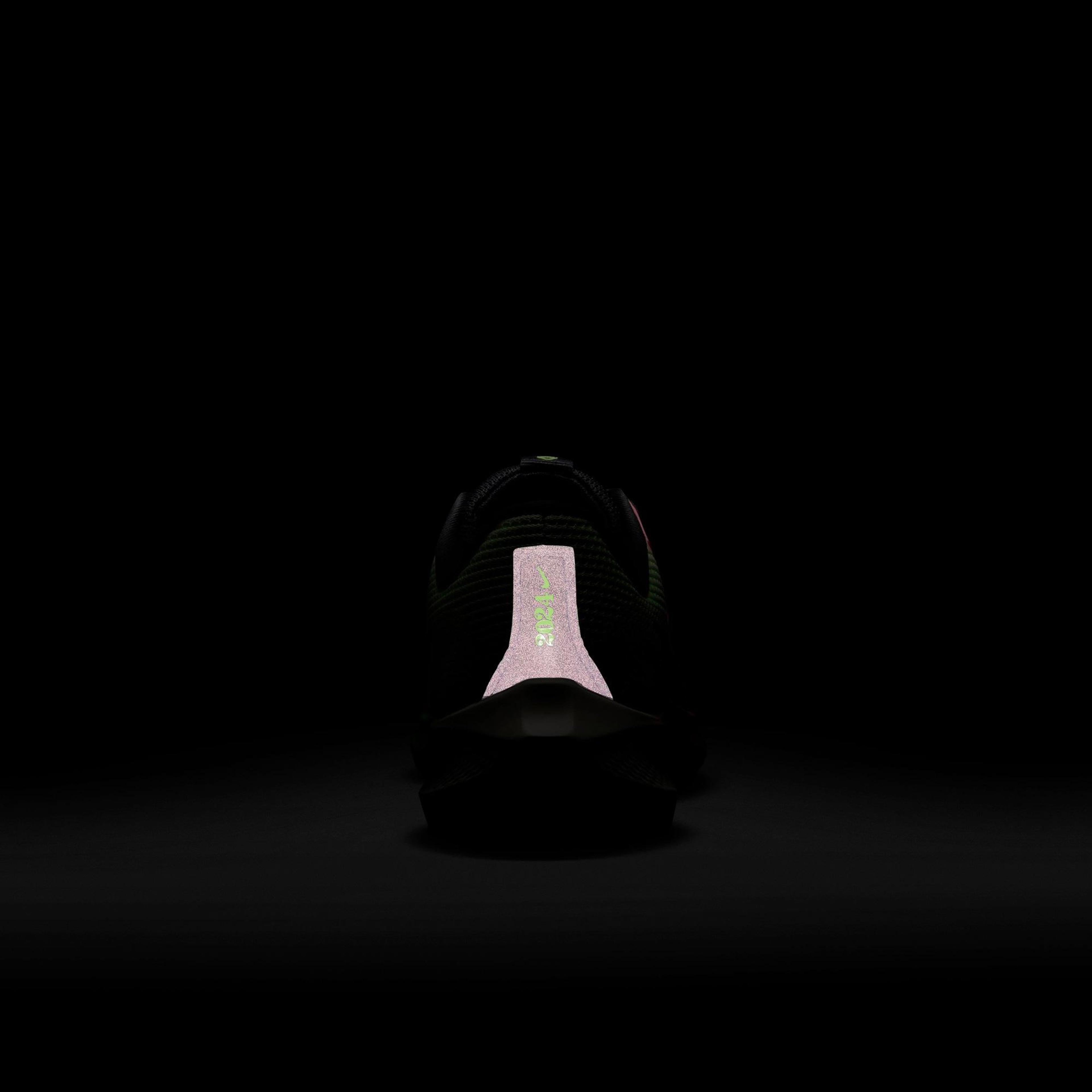 Nike Air Zoom Pegasus 40 Premium Erkek Yeşil Spor Ayakkabı