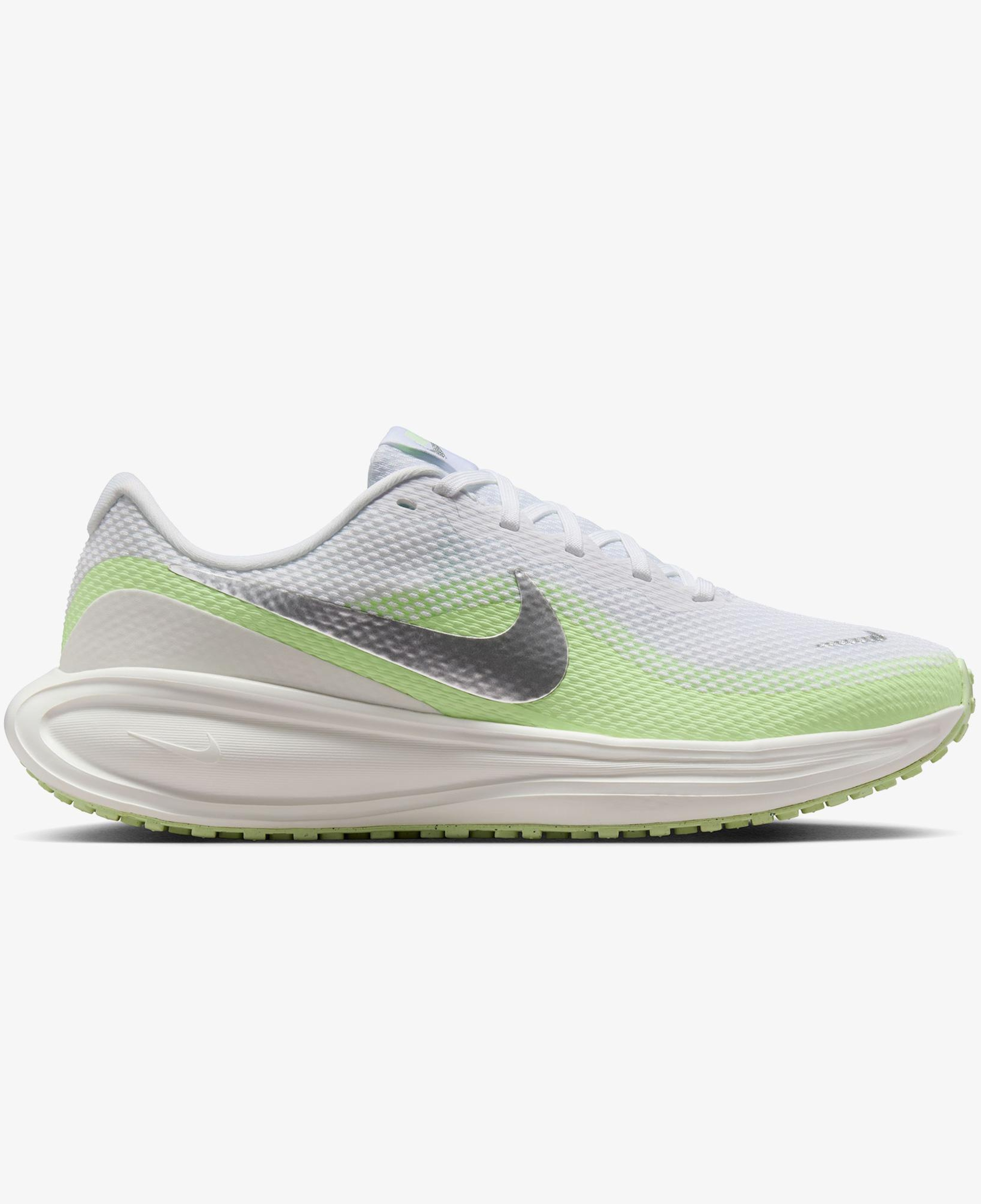 Nike Revolution 8 Kadın Beyaz Koşu Ayakkabısı