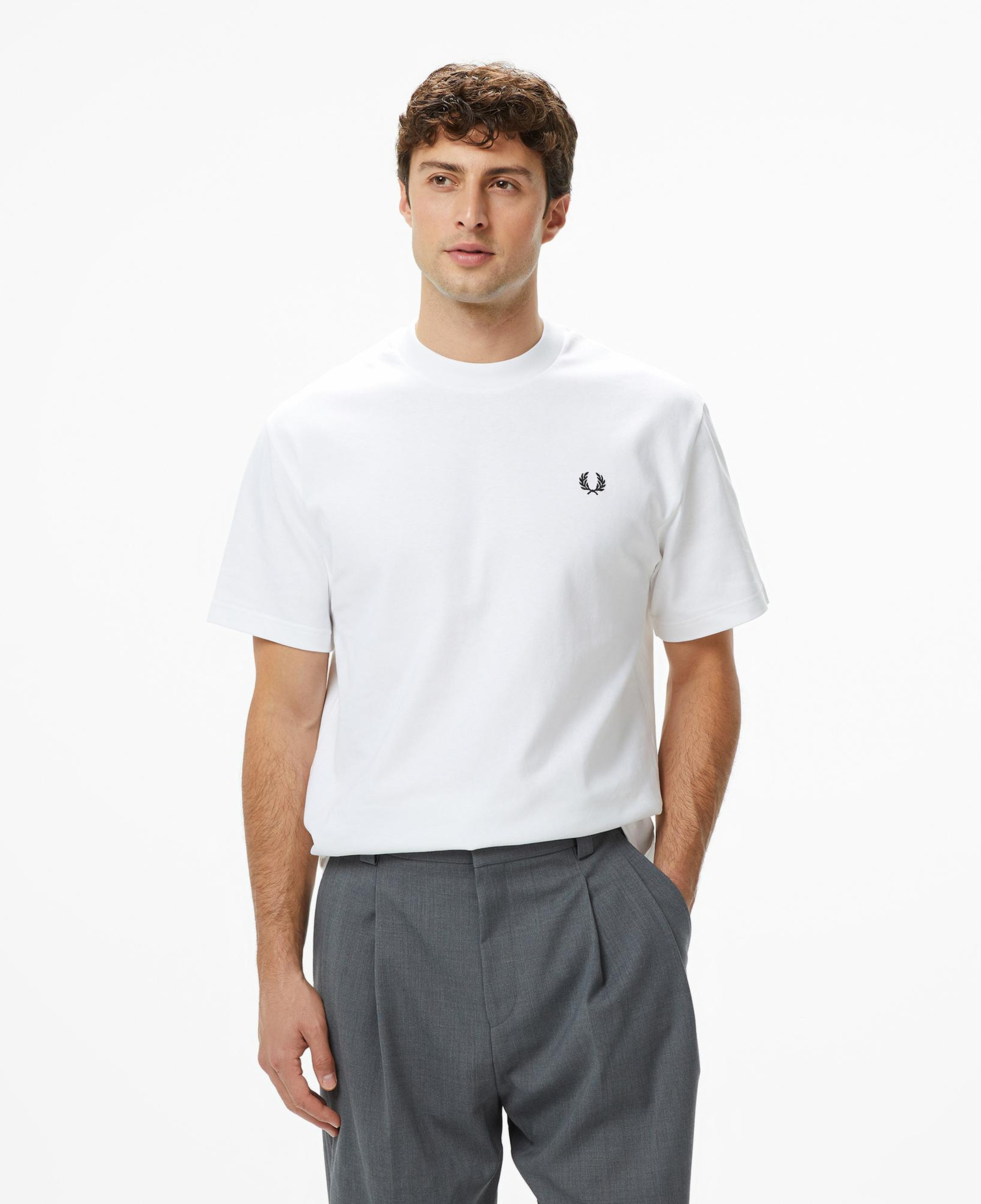 Fred Perry Relaxed Erkek Beyaz T-Shirt
