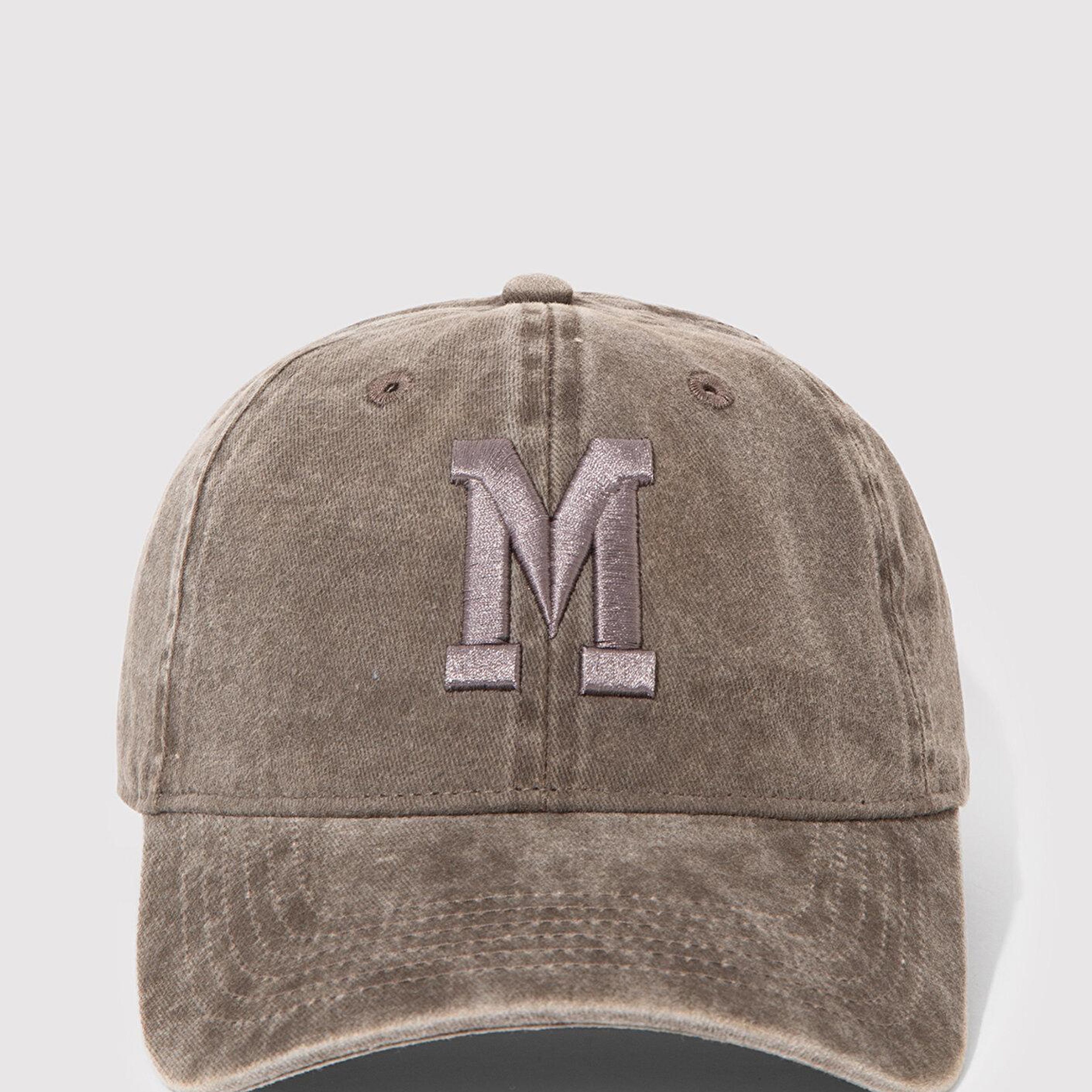 Mavi M Nakışlı Kahverengi Şapka 0911156-70246