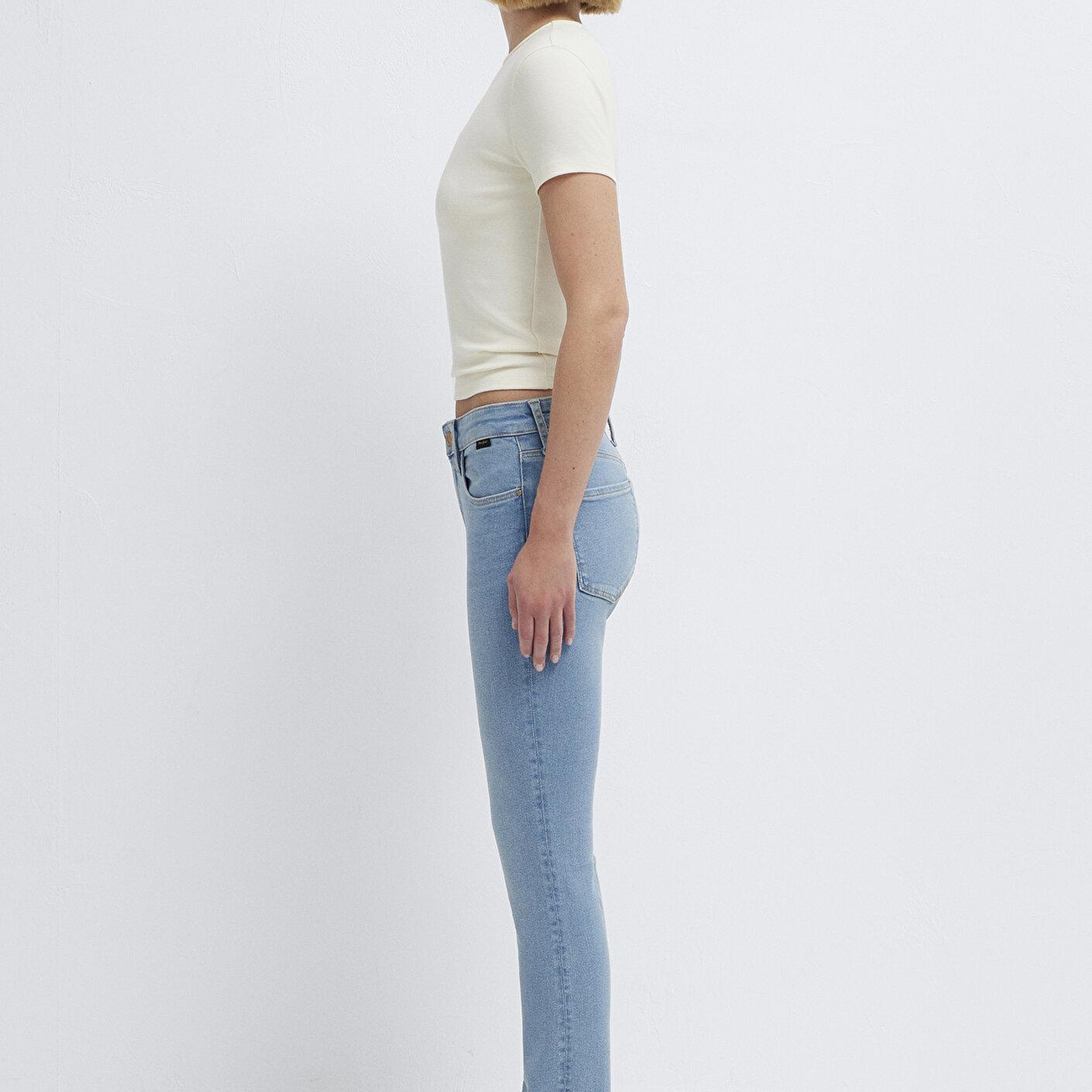 Mavi Mona Gold Premium Vintage Açık Mavi Jean Pantolon 10497A1551