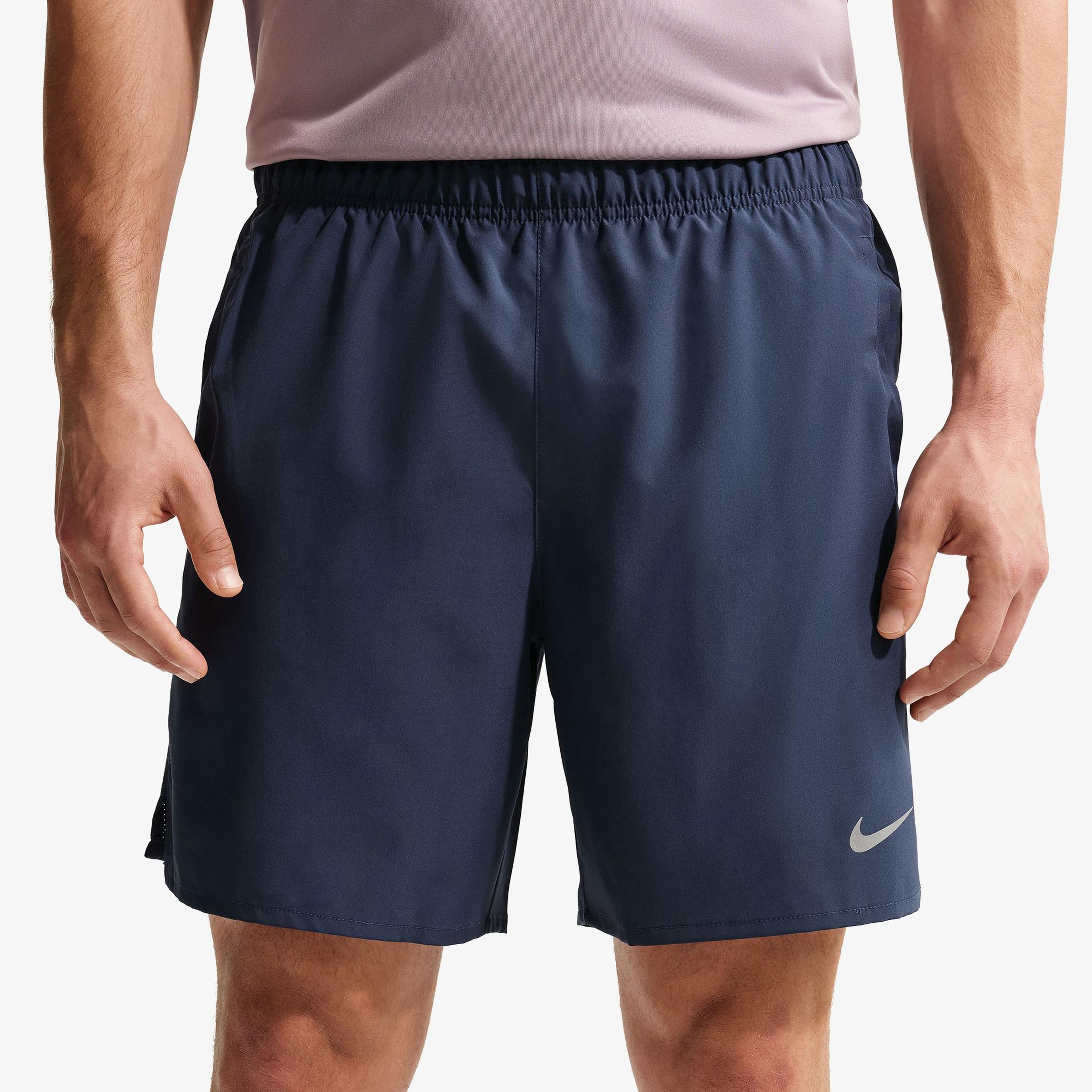 Nike Dri-Fit Challenger 18 cm Erkek Lacivert Şort