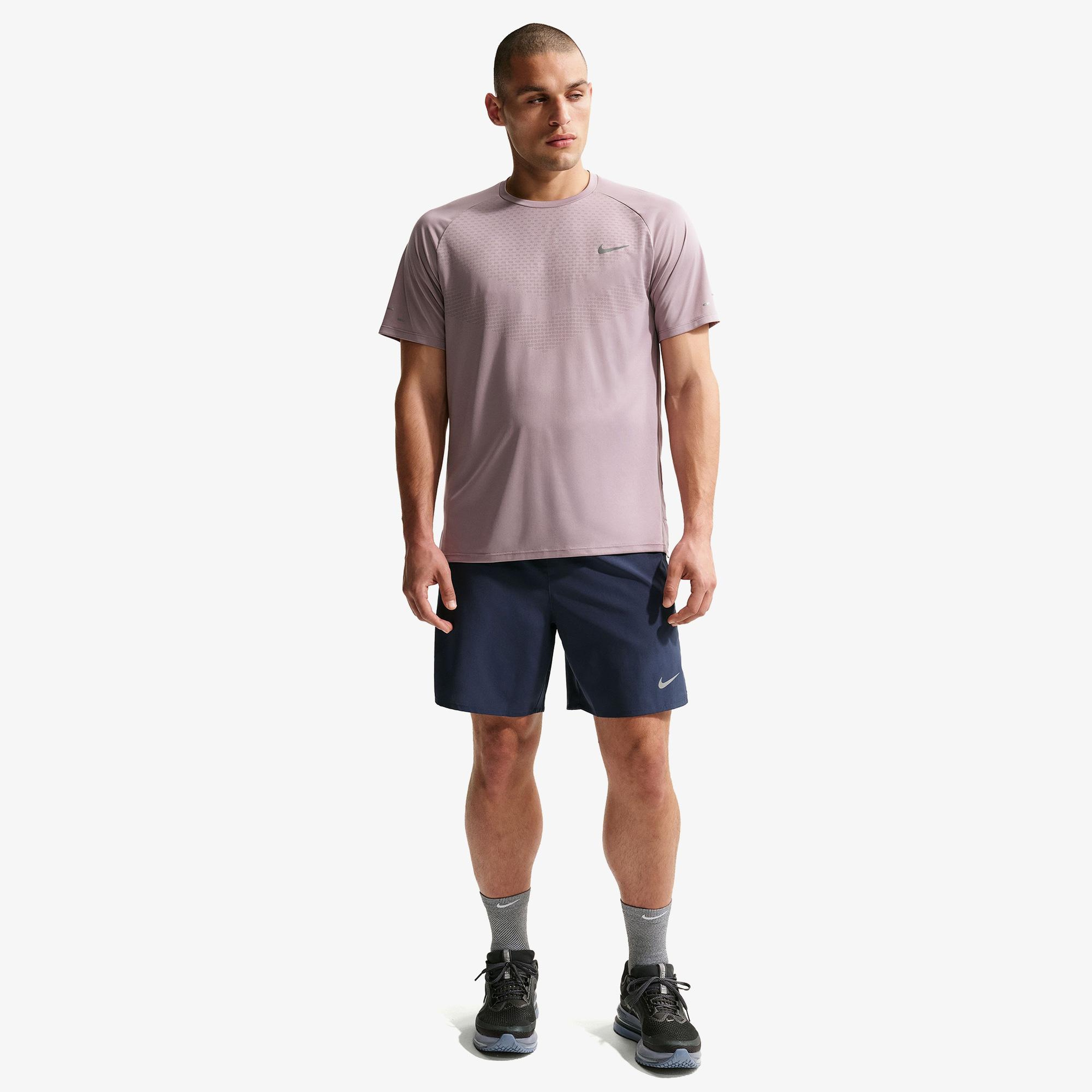 Nike Dri-Fit Challenger 18 cm Erkek Lacivert Şort