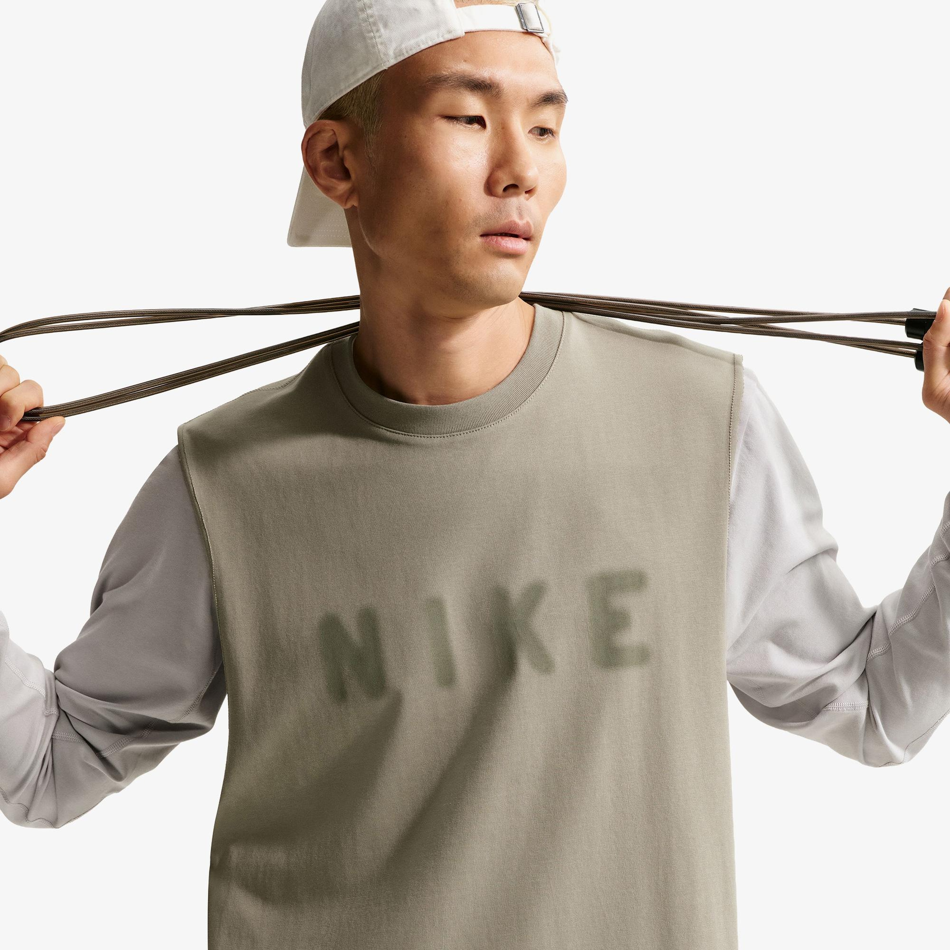 Nike Dri-Fit NAC Erkek Haki Kolsuz T-Shirt