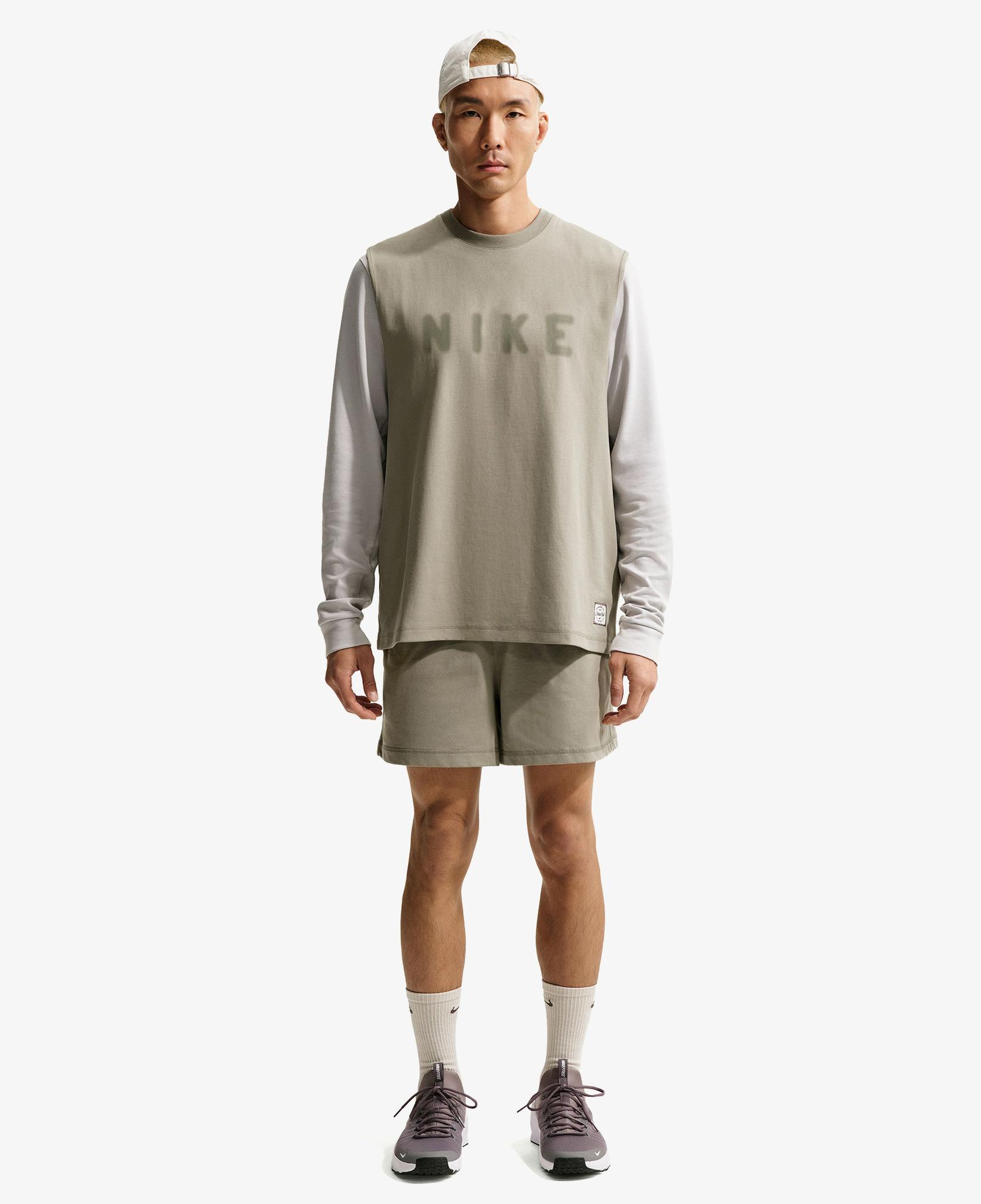 Nike Dri-Fit NAC Erkek Haki Kolsuz T-Shirt