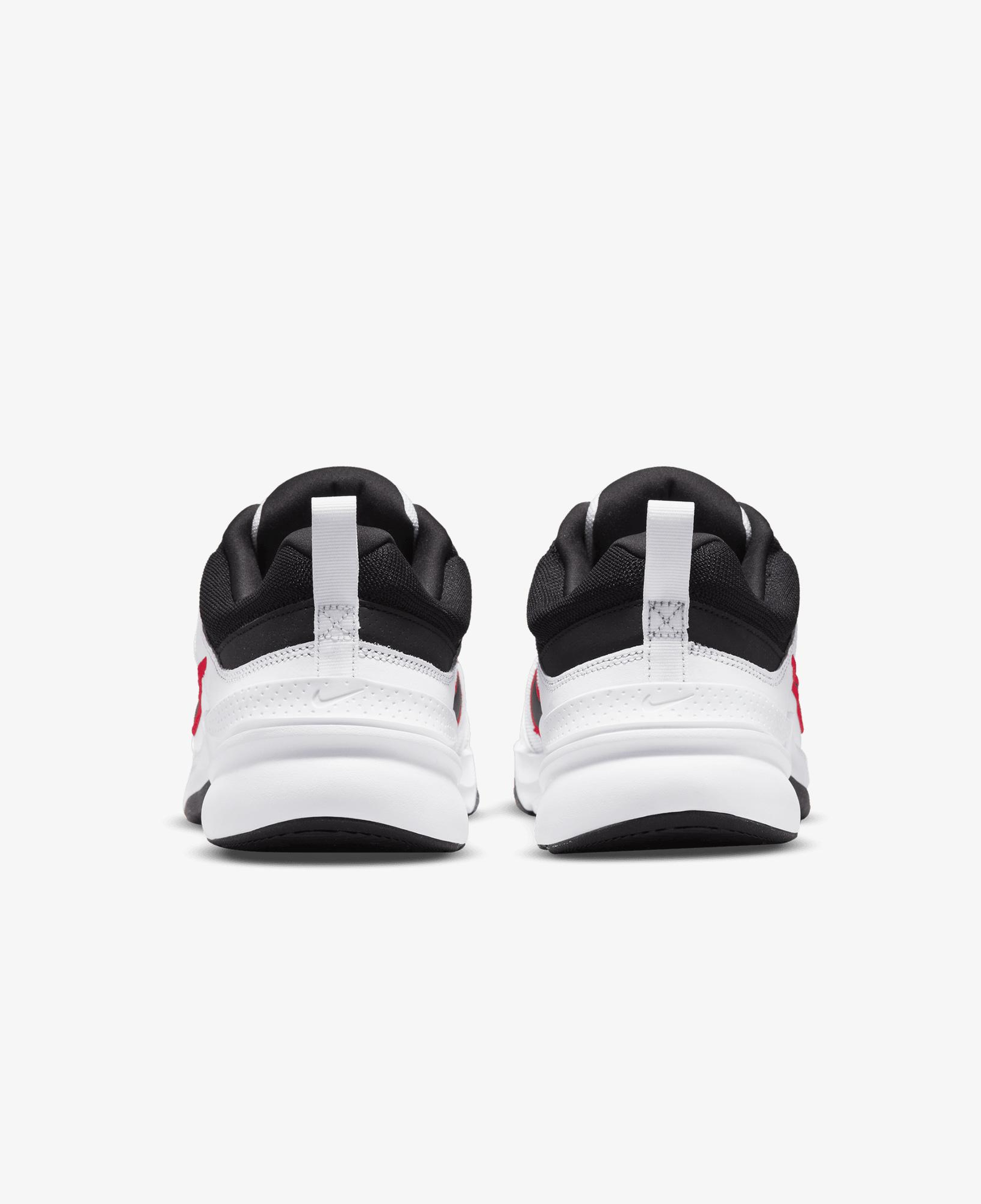 Nike Defy All Day Erkek Beyaz Spor Ayakkabı