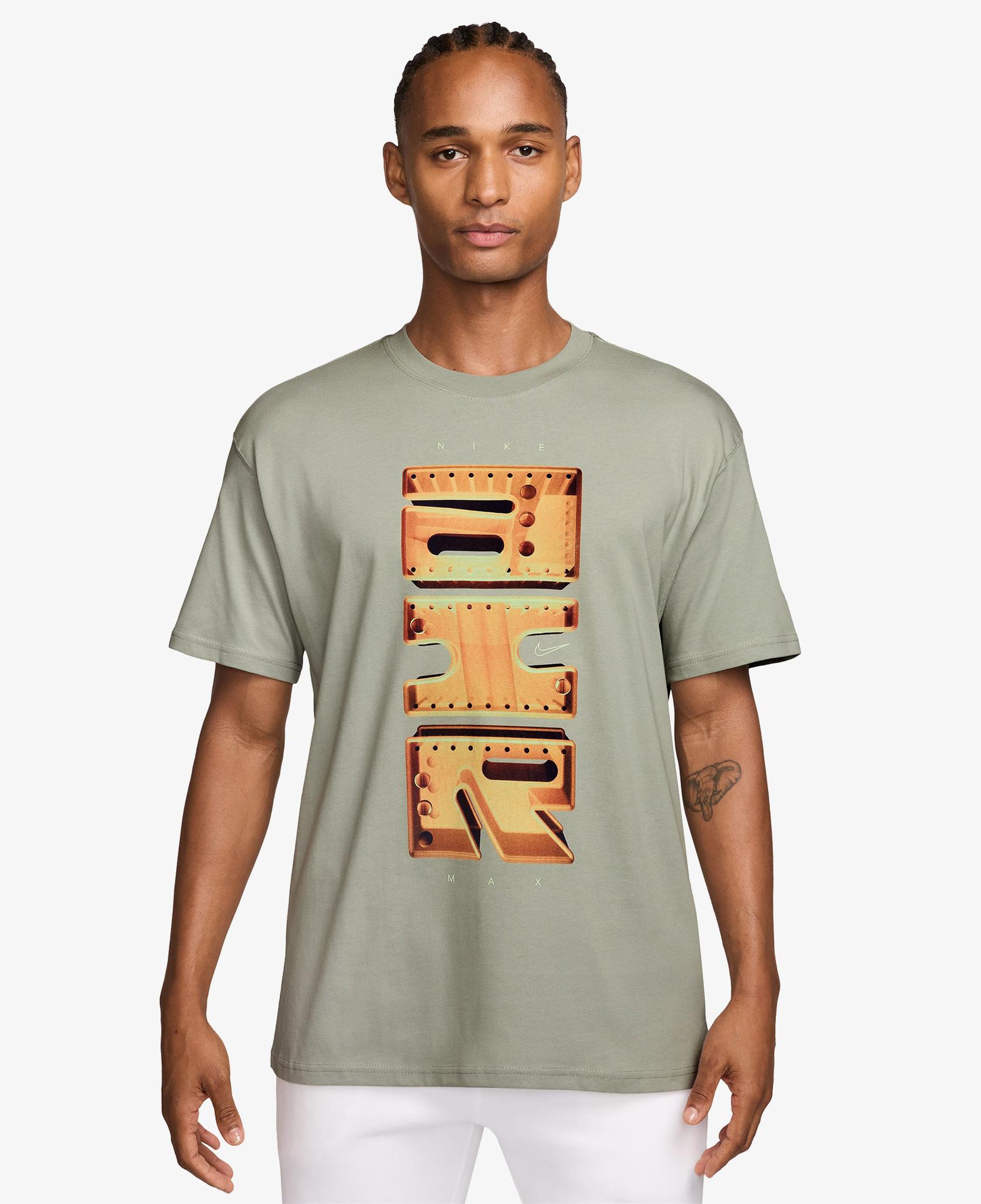 Nike Sportswear Day Plus Erkek Yeşil T-Shirt