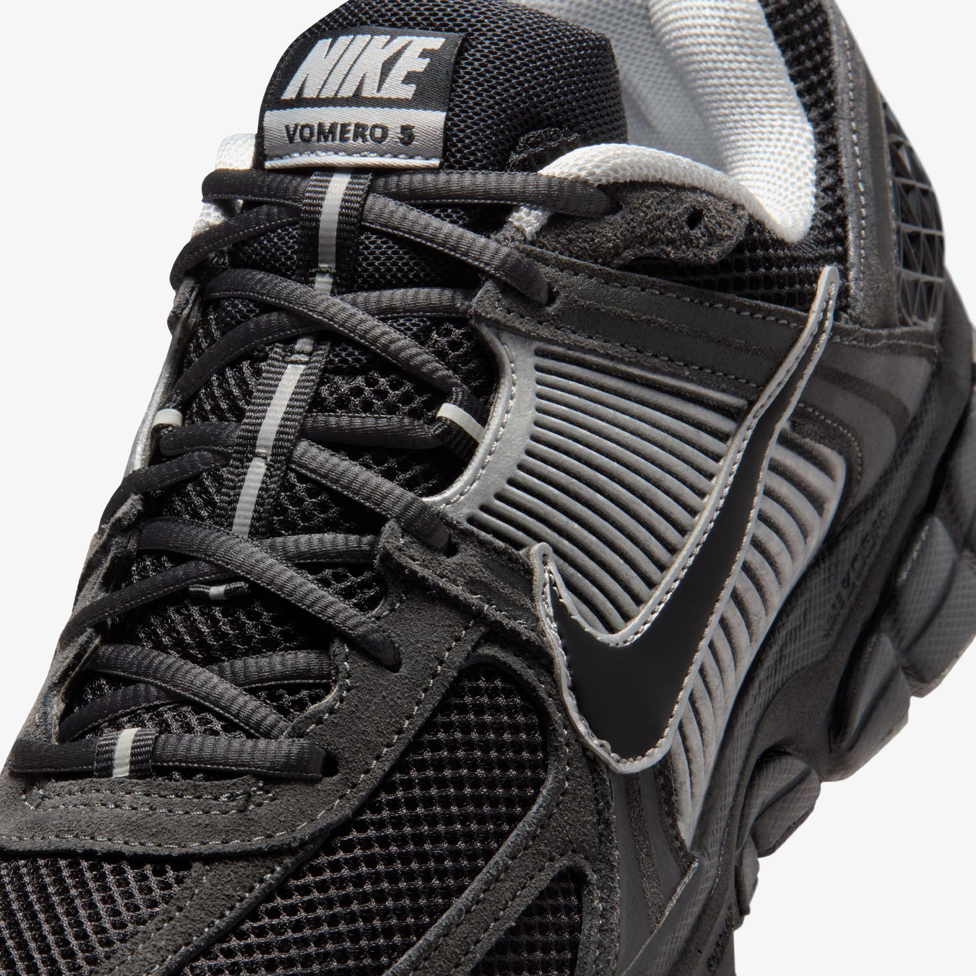 Nike Zoom Vomero 5 Erkek Siyah Spor Ayakkabı