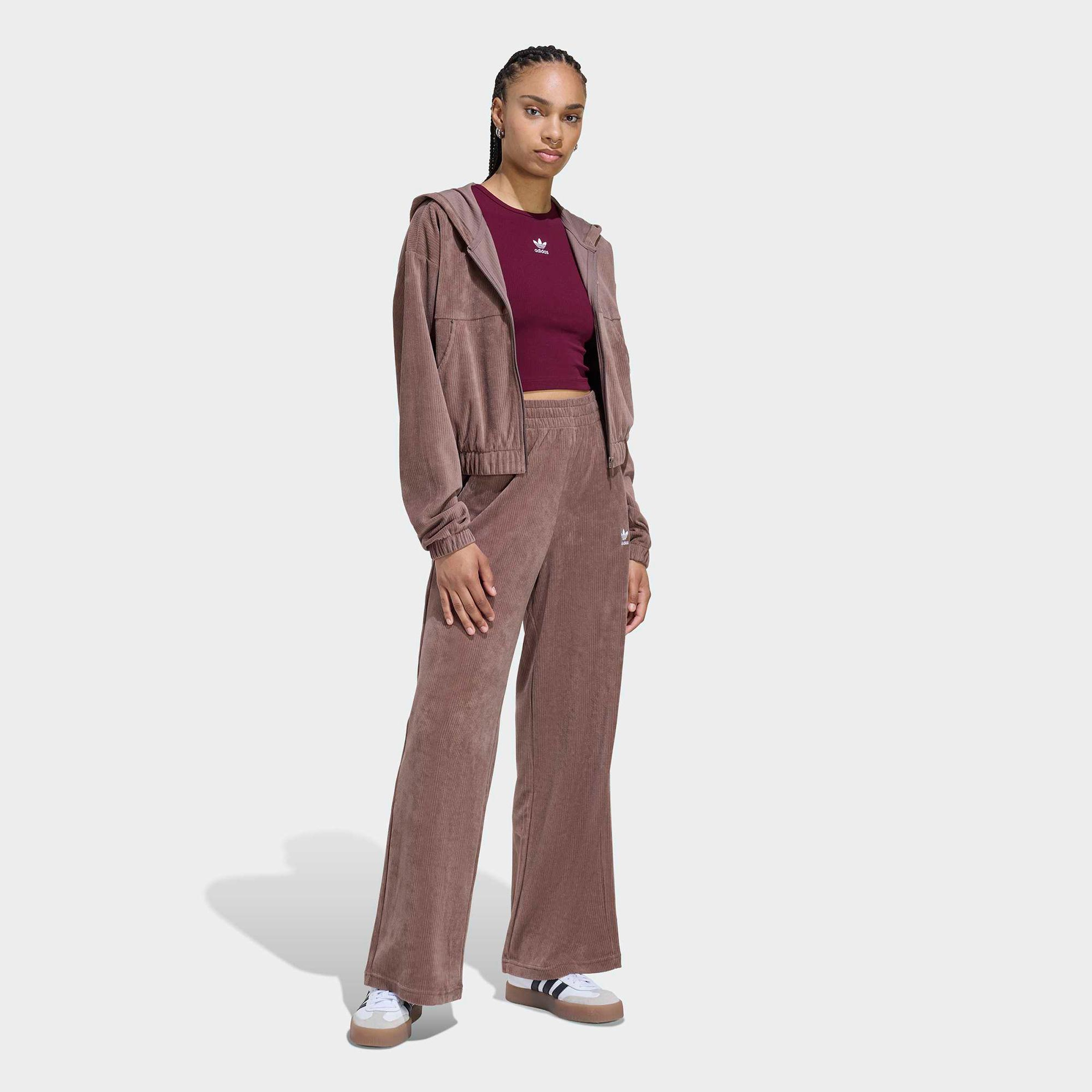 adidas Essentials Kadın Kahverengi Eşofman Altı