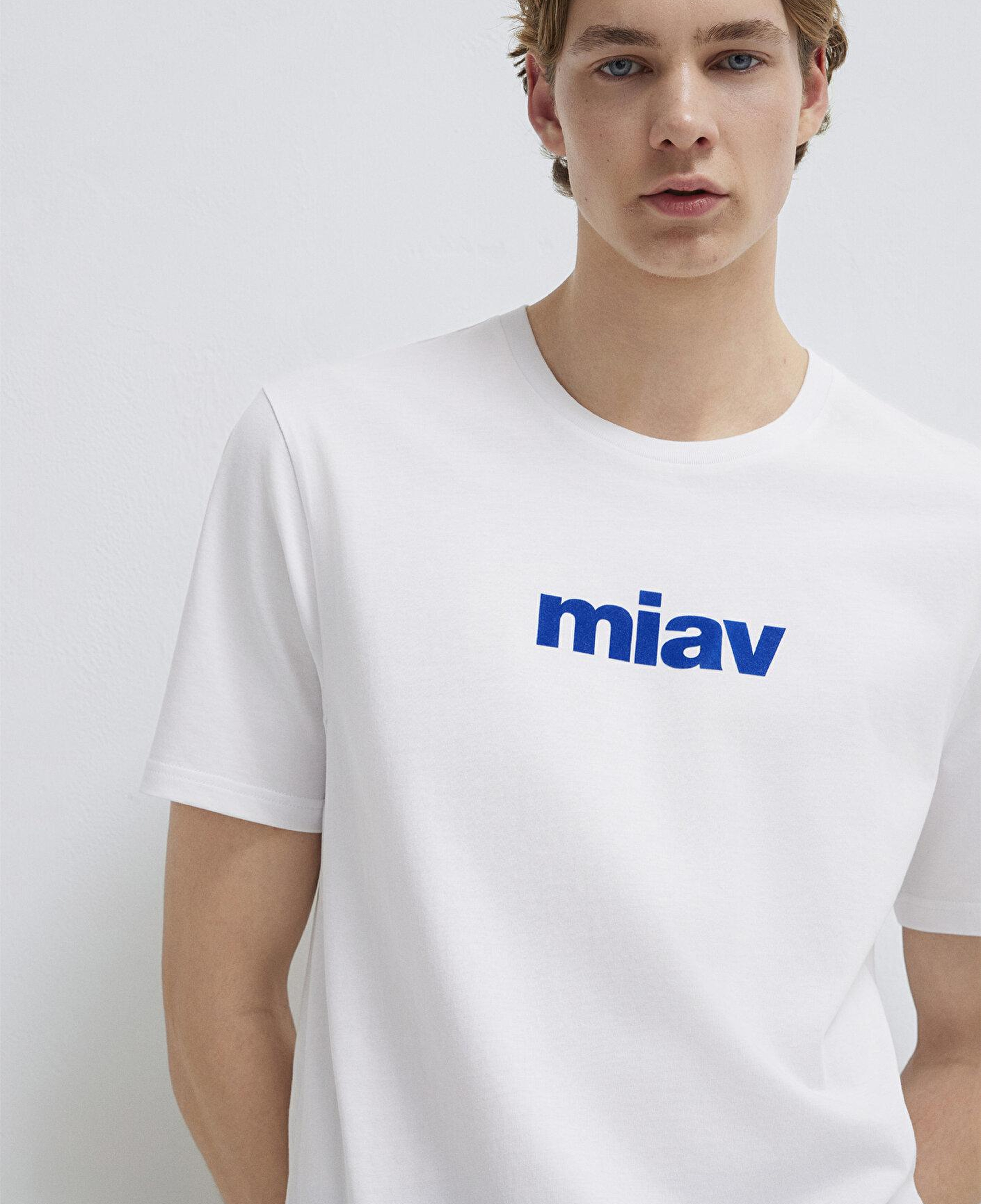 Mavi Miav Baskılı Beyaz Tişört Regular Fit / Normal Kesim 067153-620