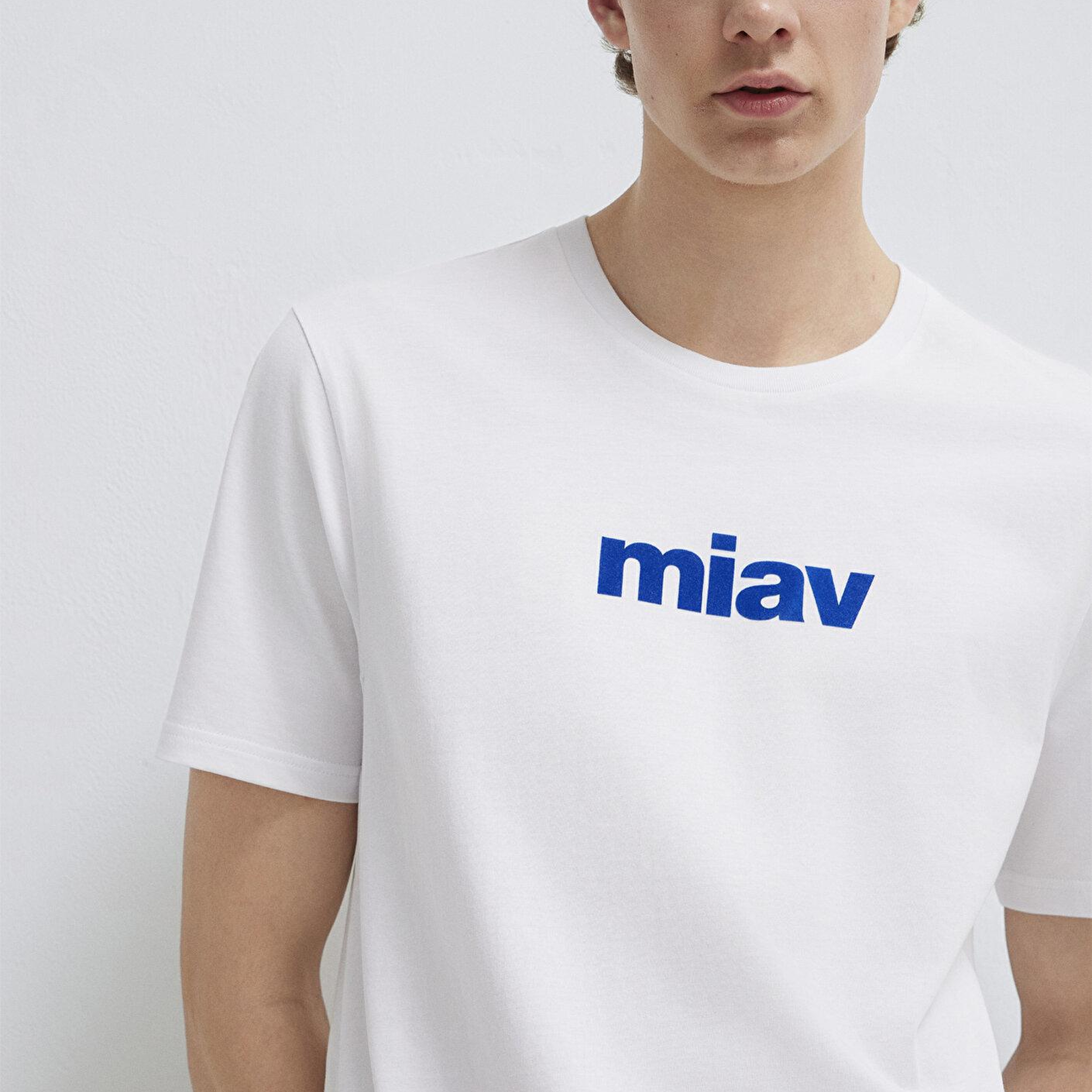 Mavi Miav Baskılı Beyaz Tişört Regular Fit / Normal Kesim 067153-620